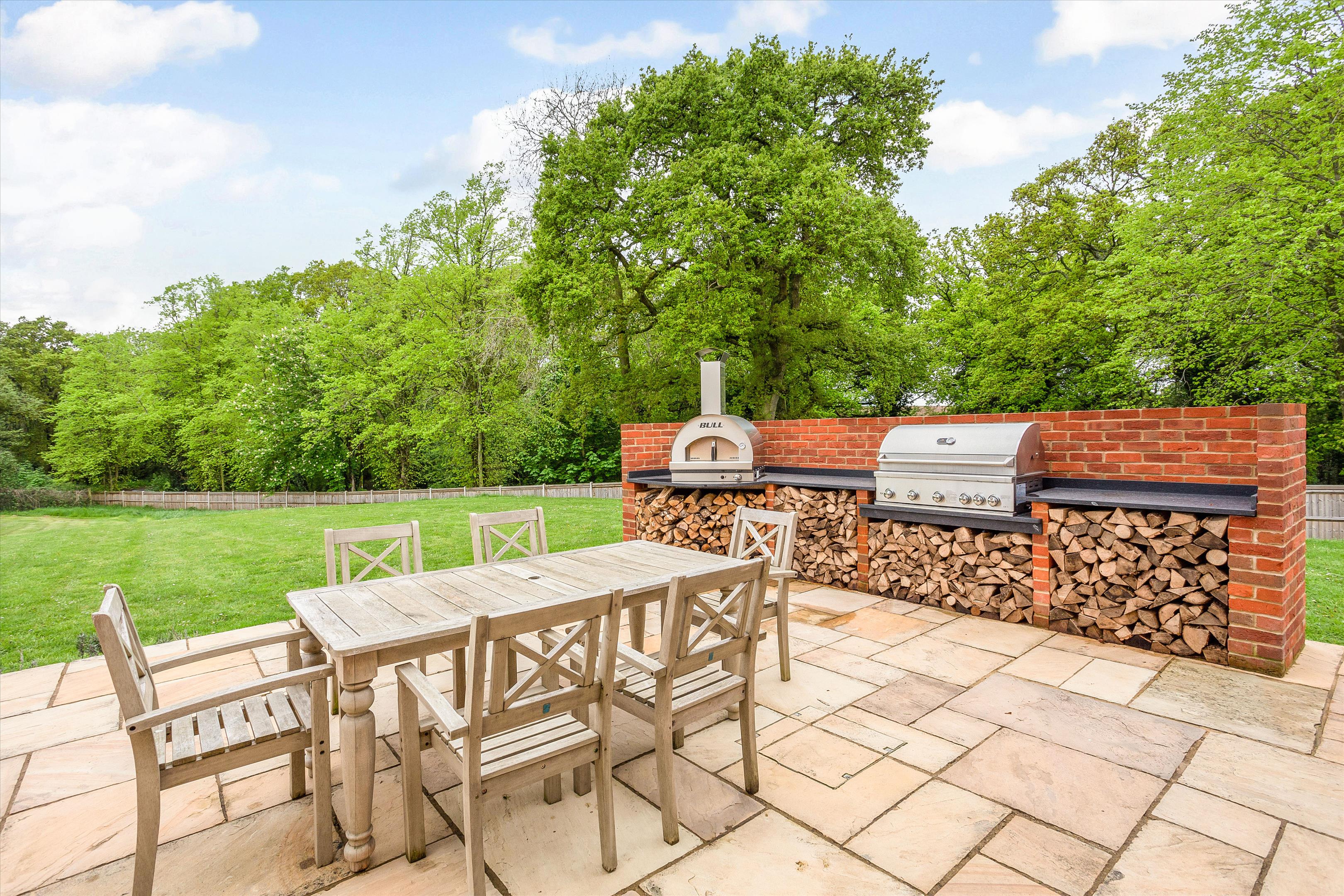 Sulhamstead Road, Burghfield, Reading, Berkshire RG30