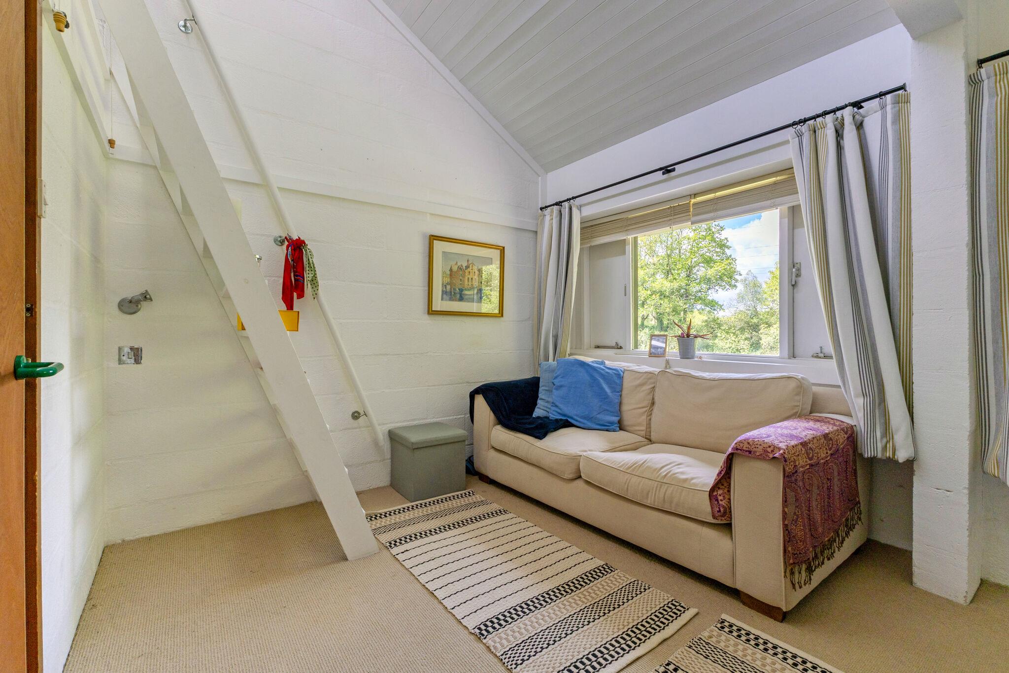 Heath Lane, Crondall, Farnham, Hampshire GU10
