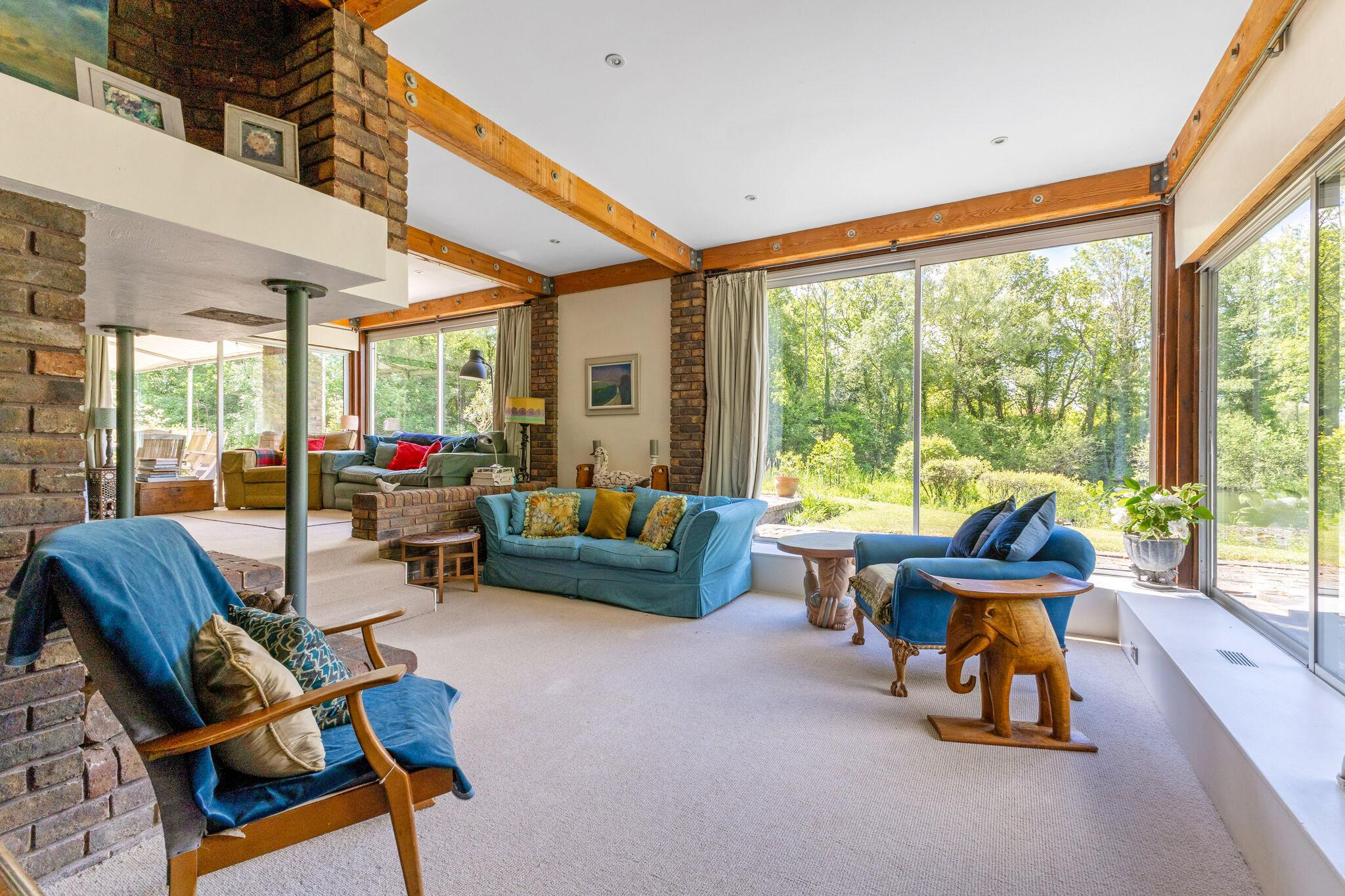 Heath Lane, Crondall, Farnham, Hampshire GU10