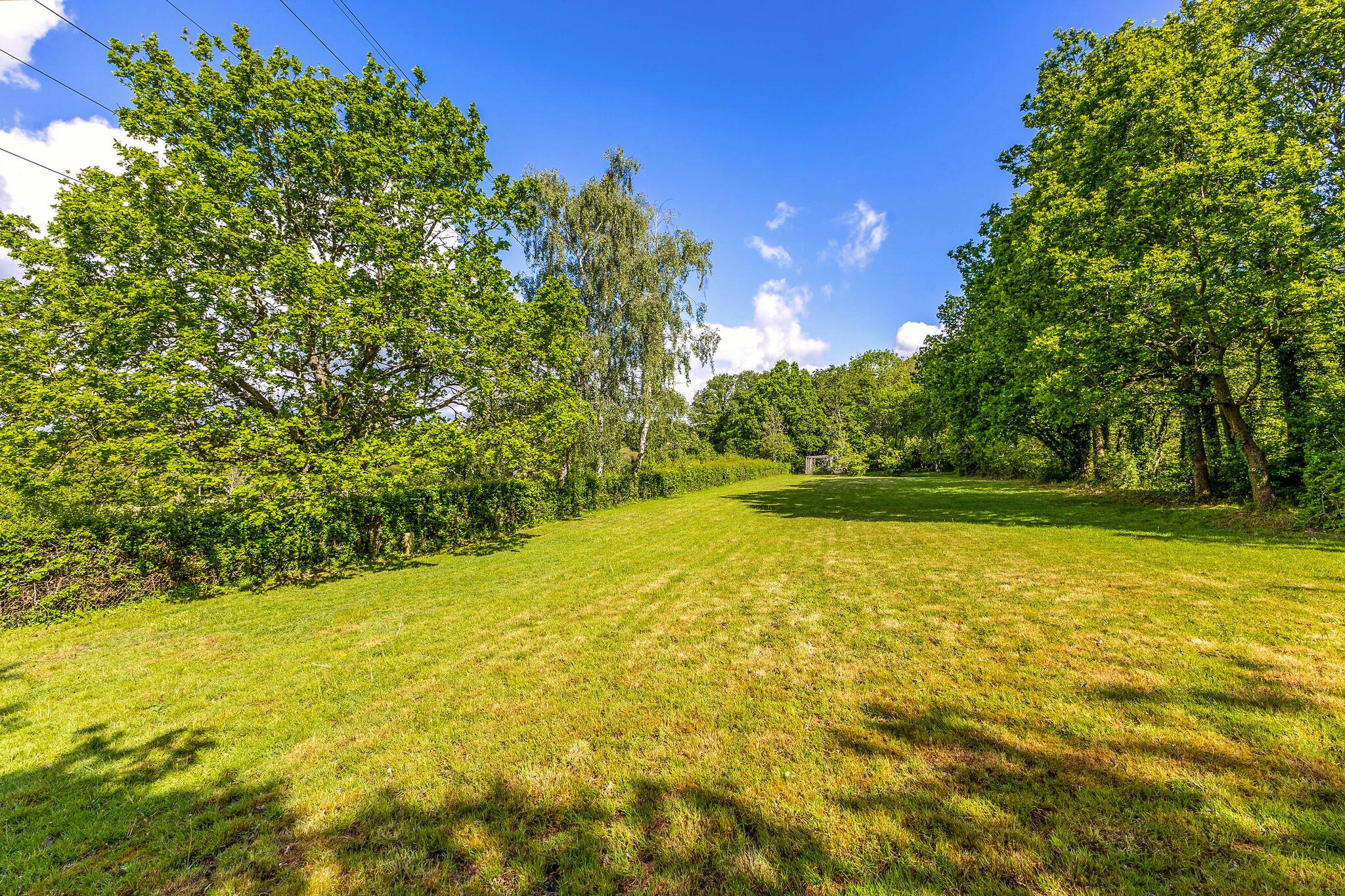 Heath Lane, Crondall, Farnham, Hampshire GU10