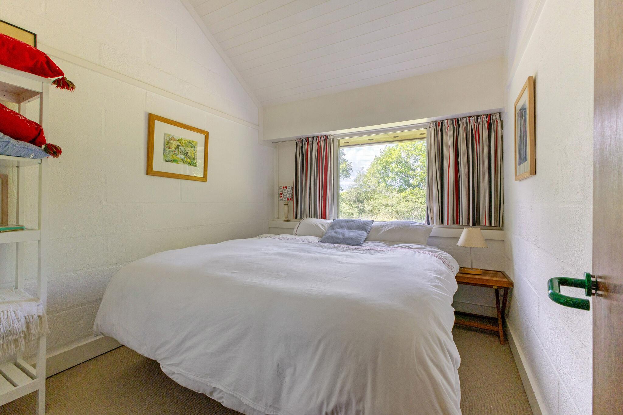 Heath Lane, Crondall, Farnham, Hampshire GU10