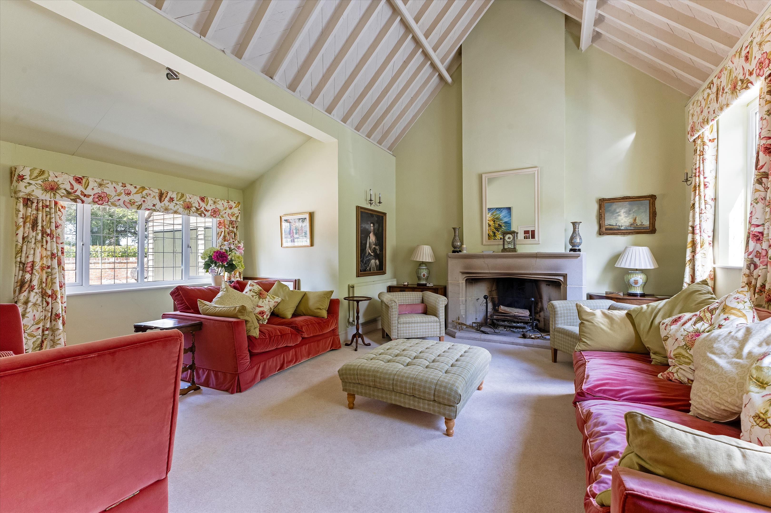 Baughurst Road, Baughurst, Tadley, Hampshire, RG26