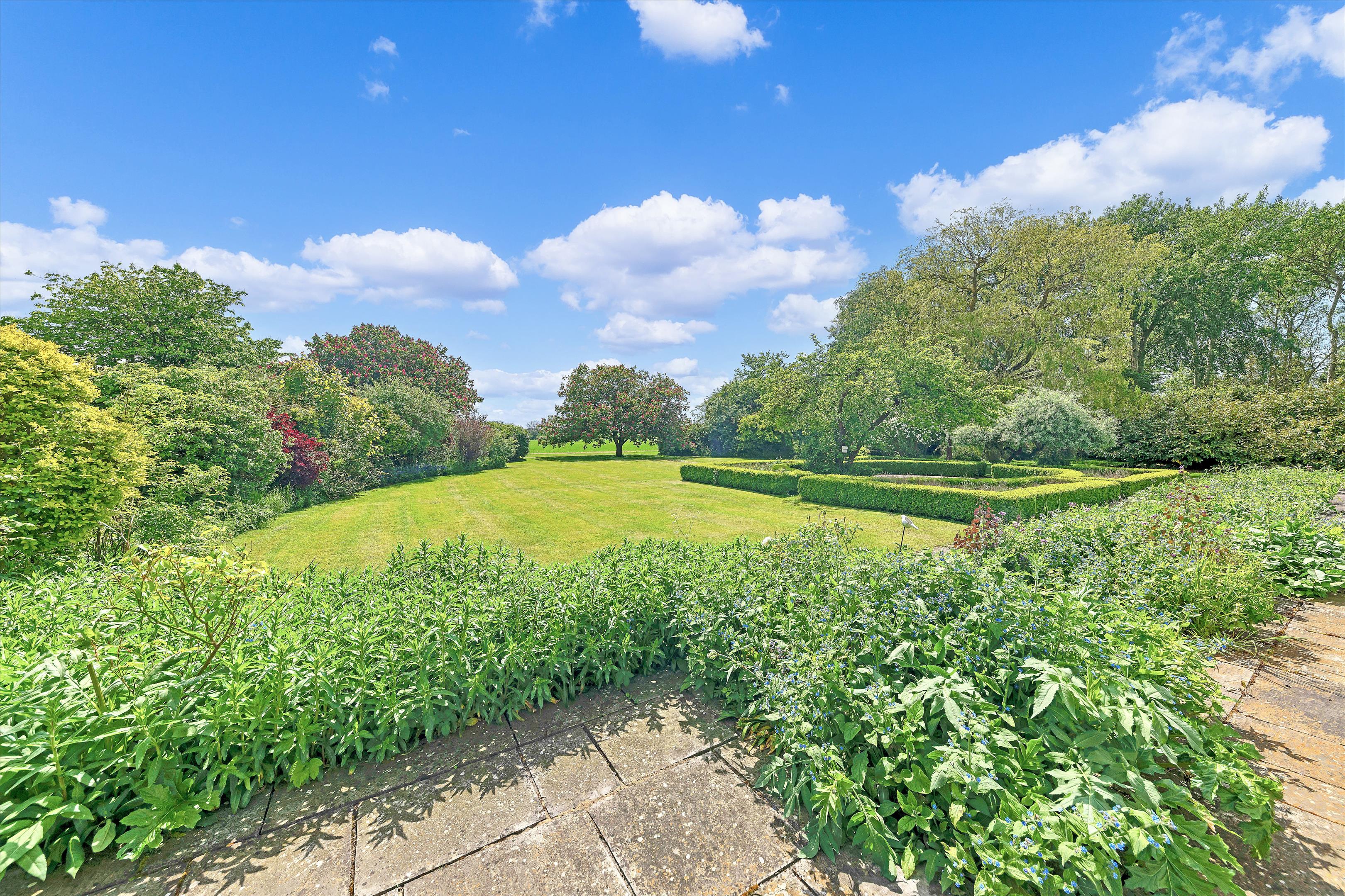 Caxton Road, Great Gransden, Sandy, Cambridgeshire, SG19
