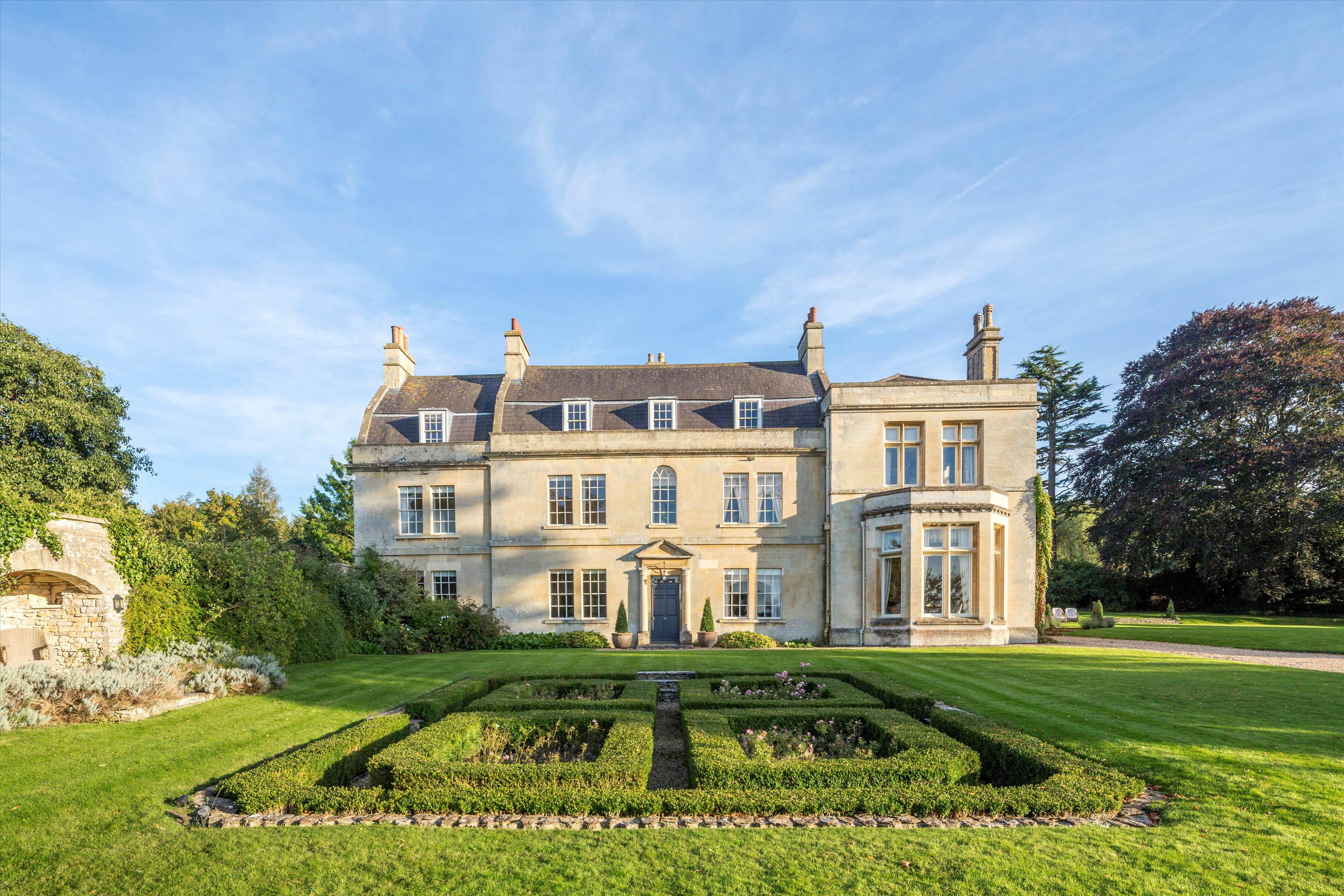 Beach Lane, Beach, Nr Bath, BS30.
