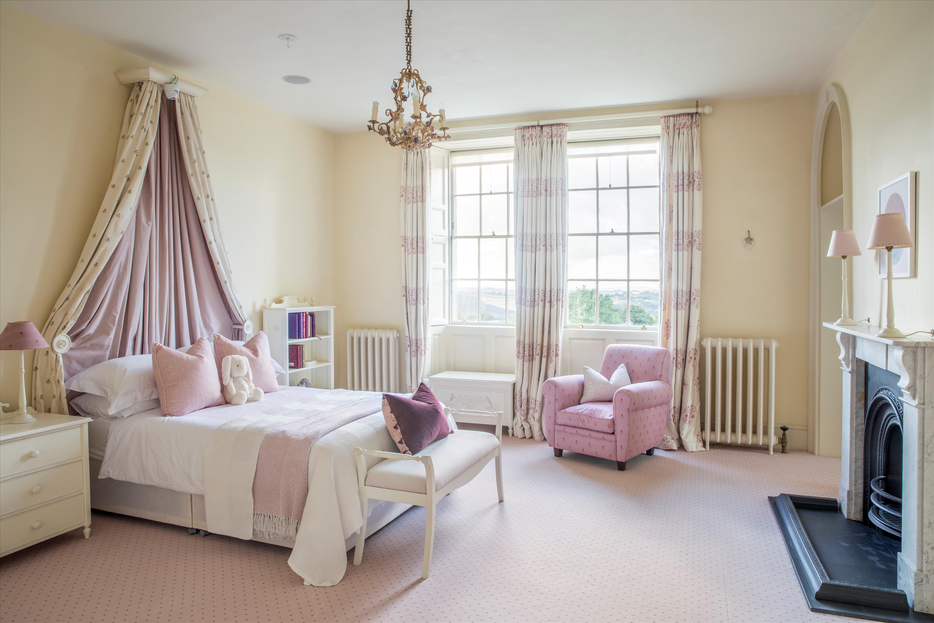 Beach Lane, Beach, Nr Bath, BS30.