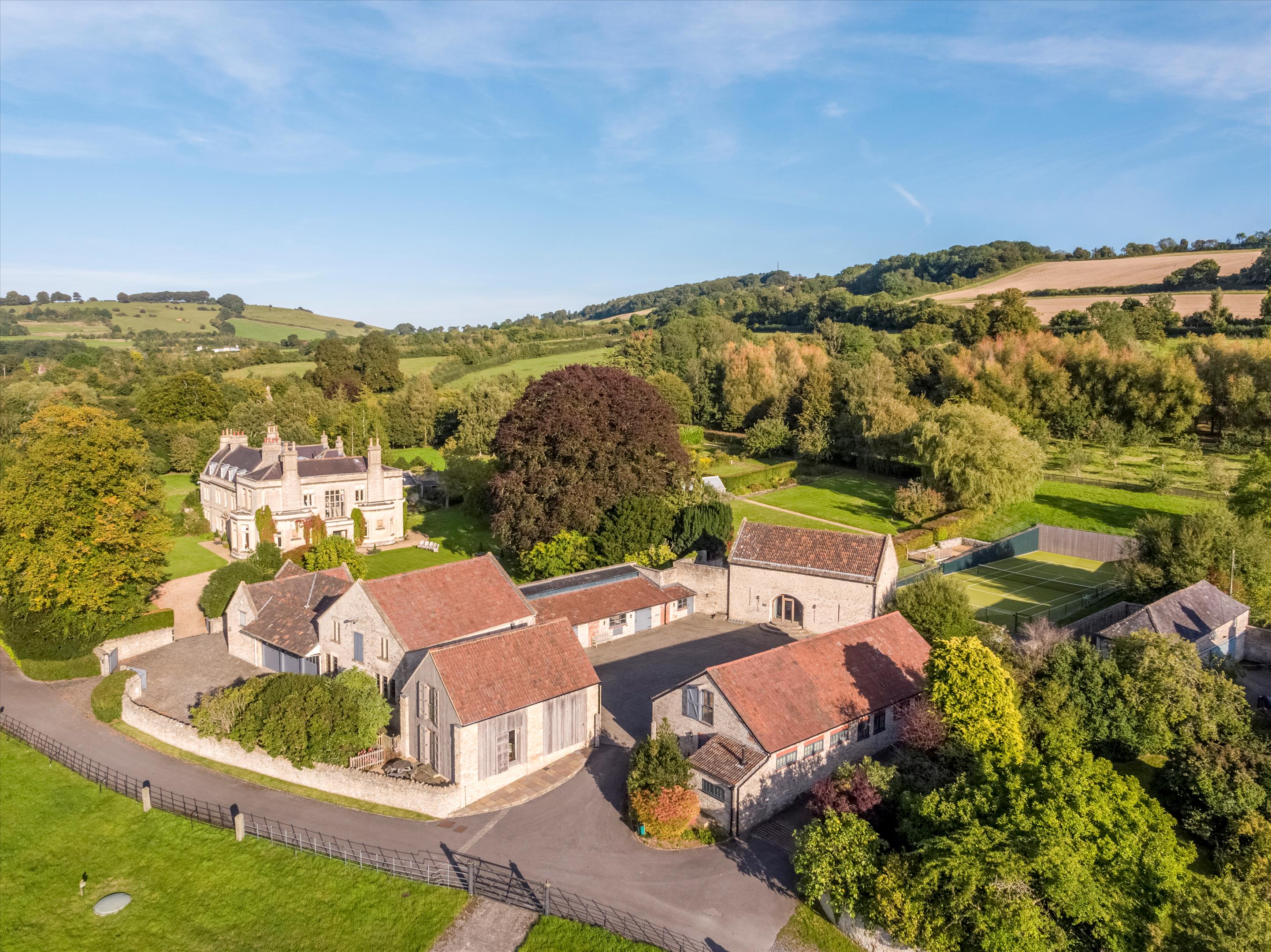 Beach Lane, Beach, Nr Bath, BS30.