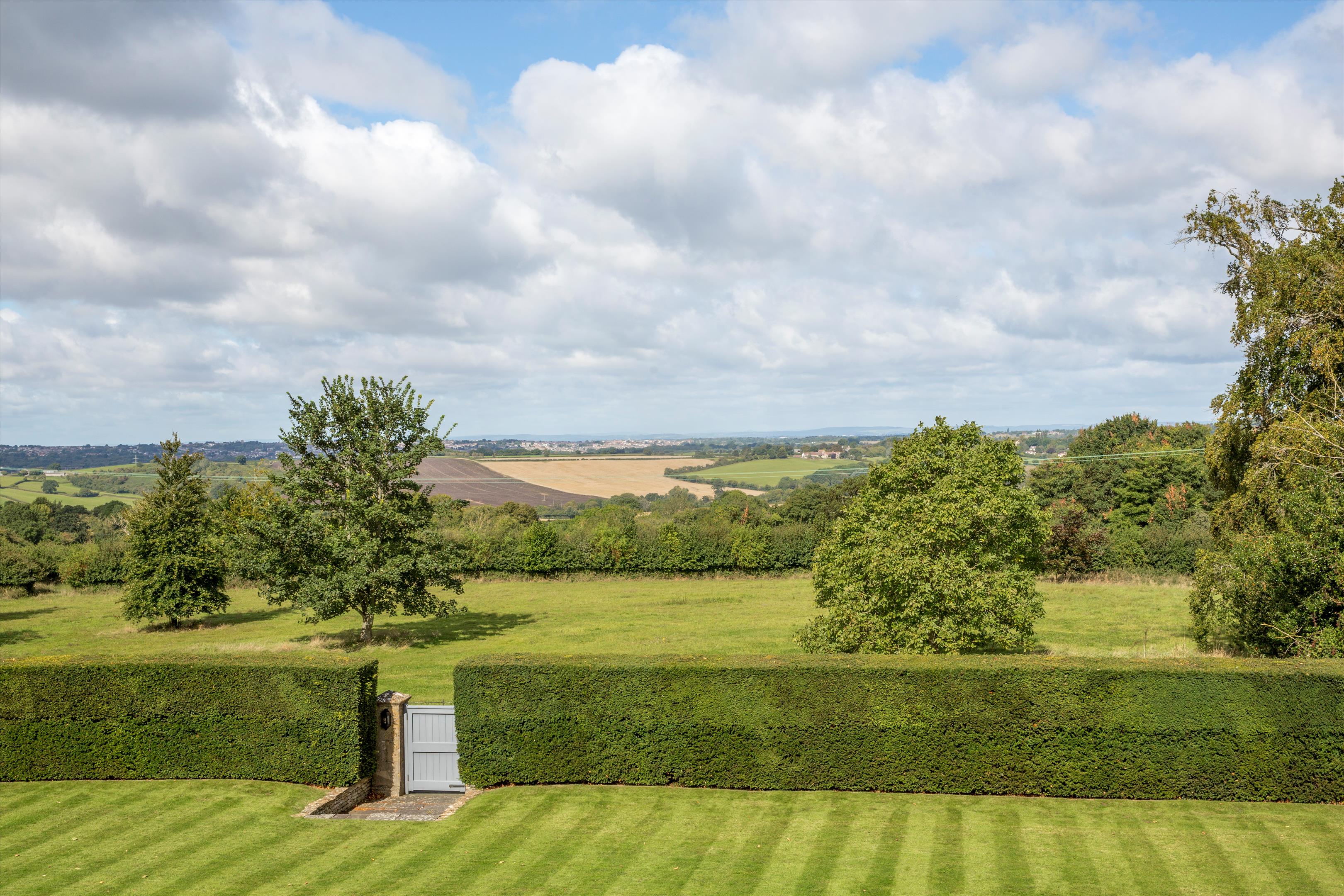 Beach Lane, Beach, Nr Bath, BS30.