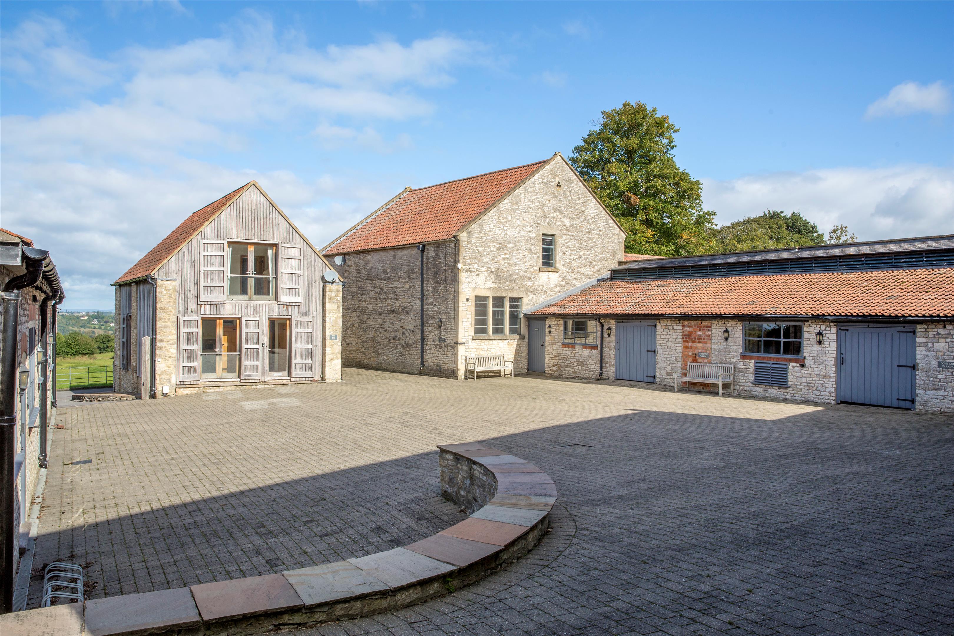 Beach Lane, Beach, Nr Bath, BS30.