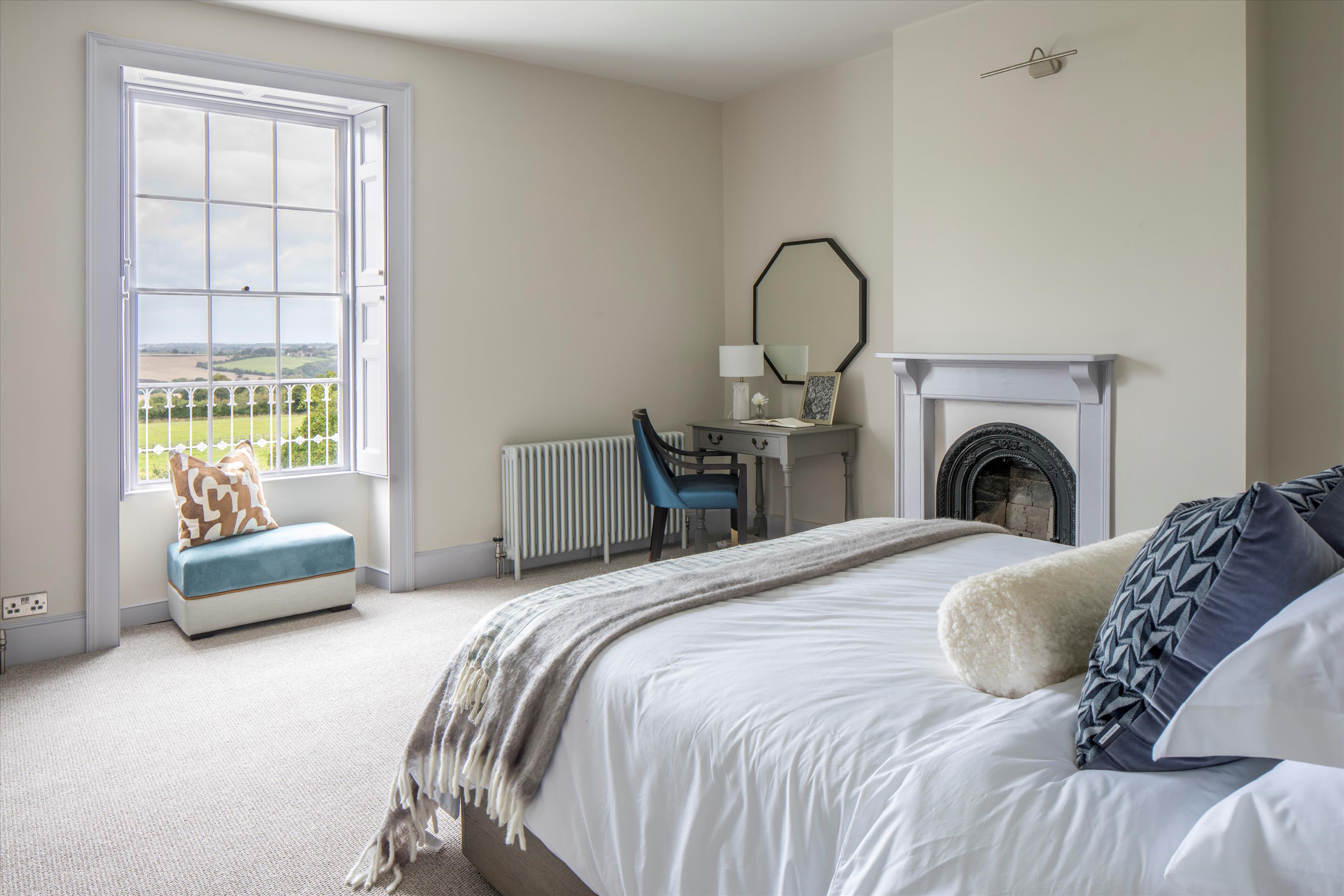 Beach Lane, Beach, Nr Bath, BS30.