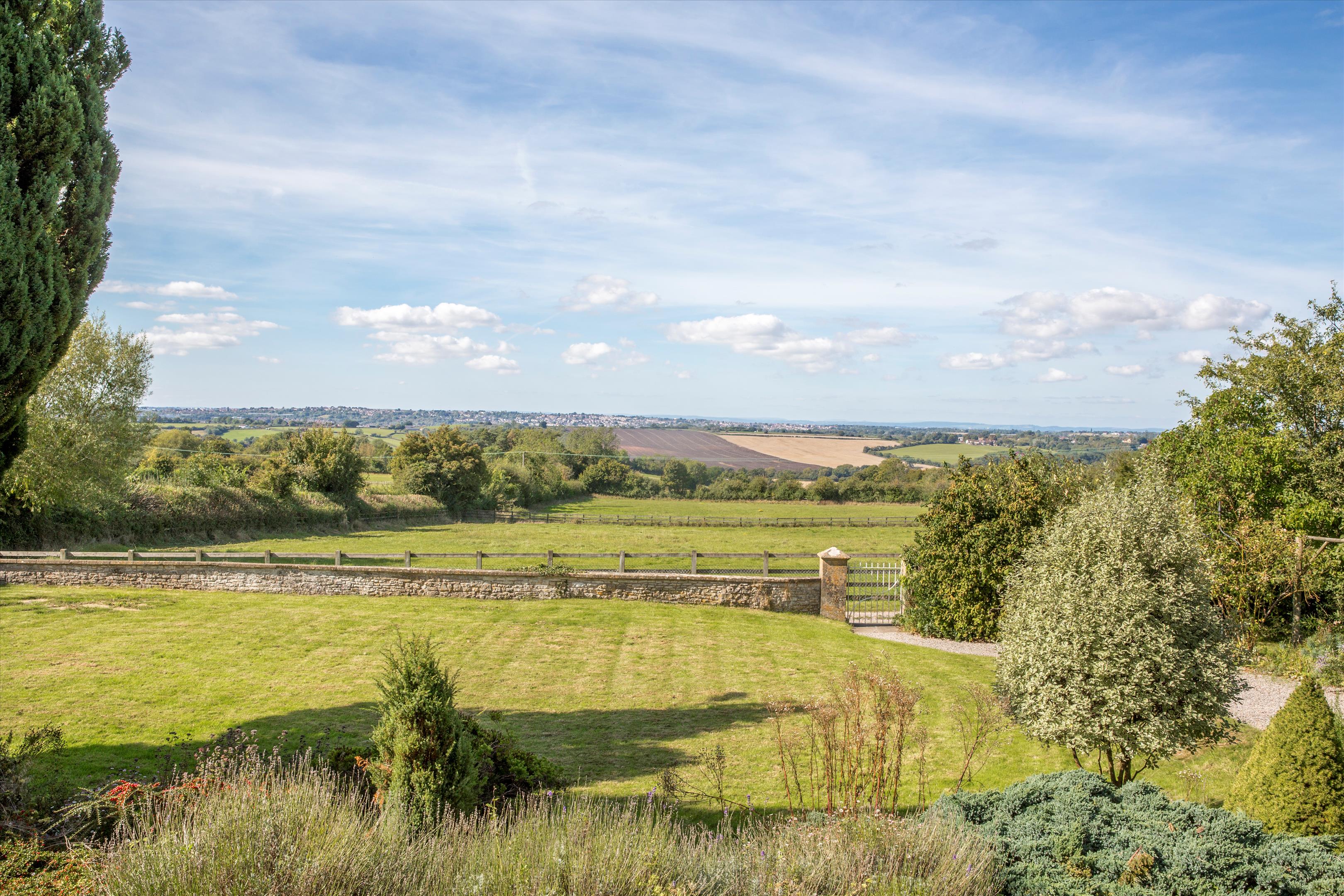 Beach Lane, Beach, Nr Bath, BS30.