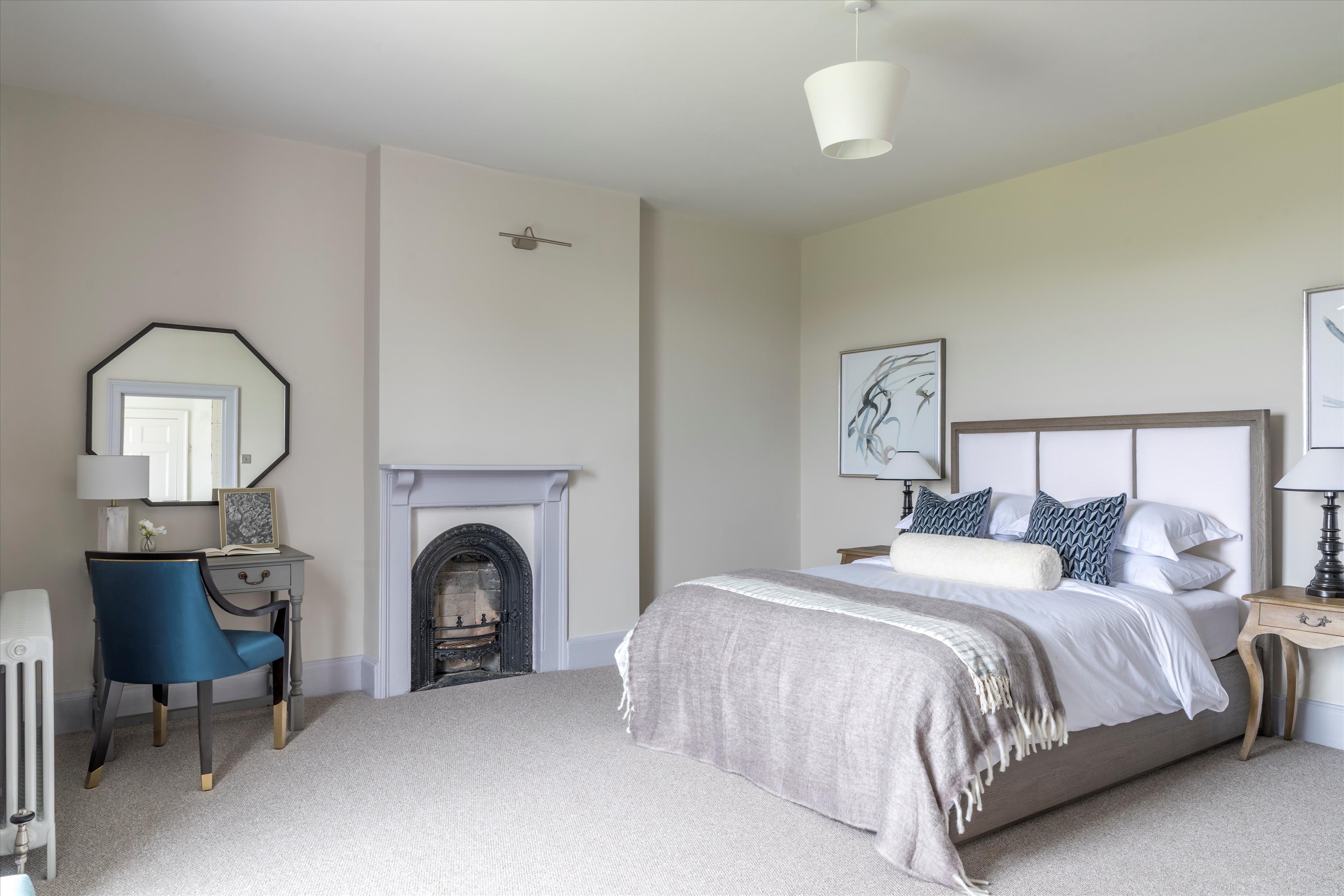 Beach Lane, Beach, Nr Bath, BS30.
