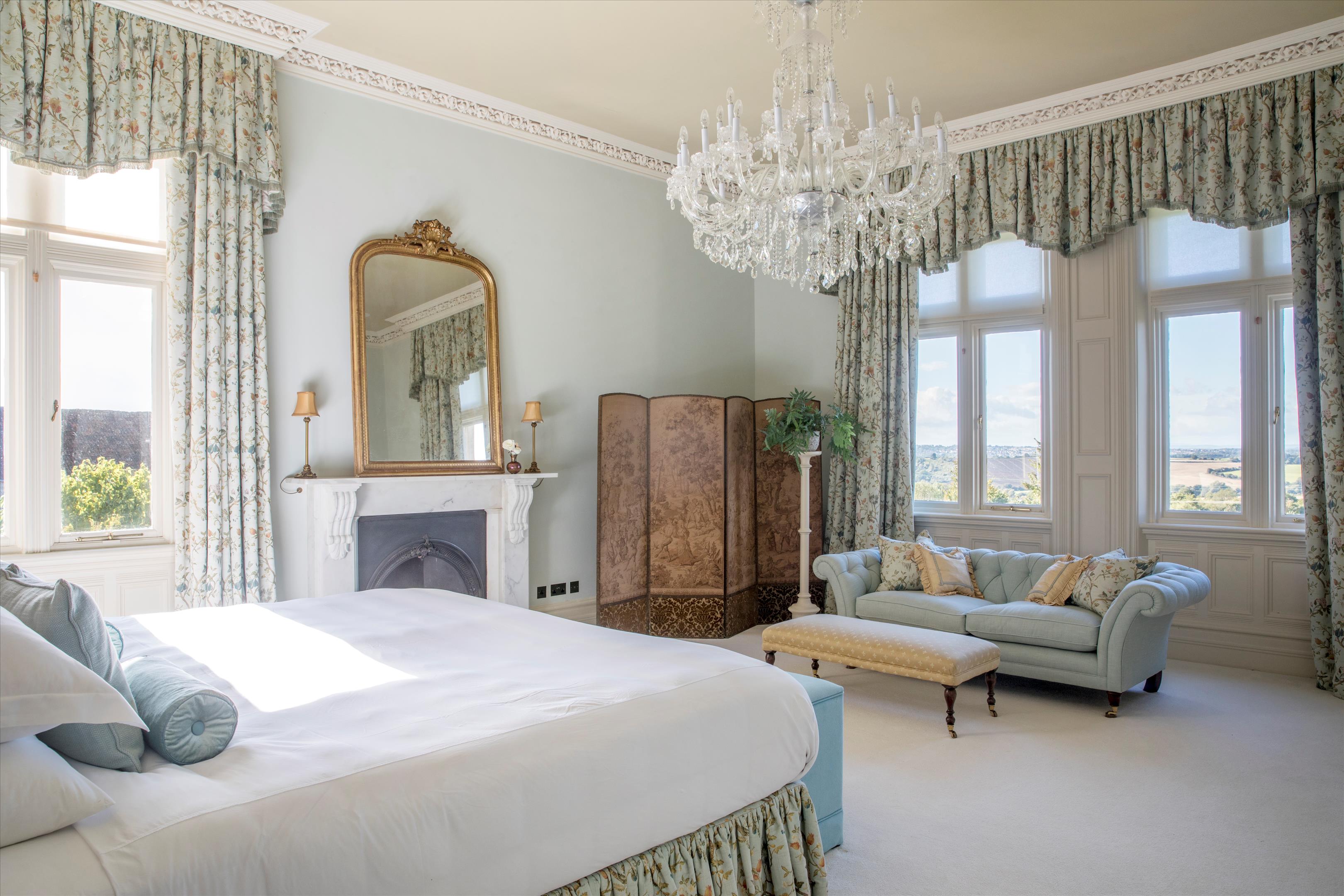 Beach Lane, Beach, Nr Bath, BS30.