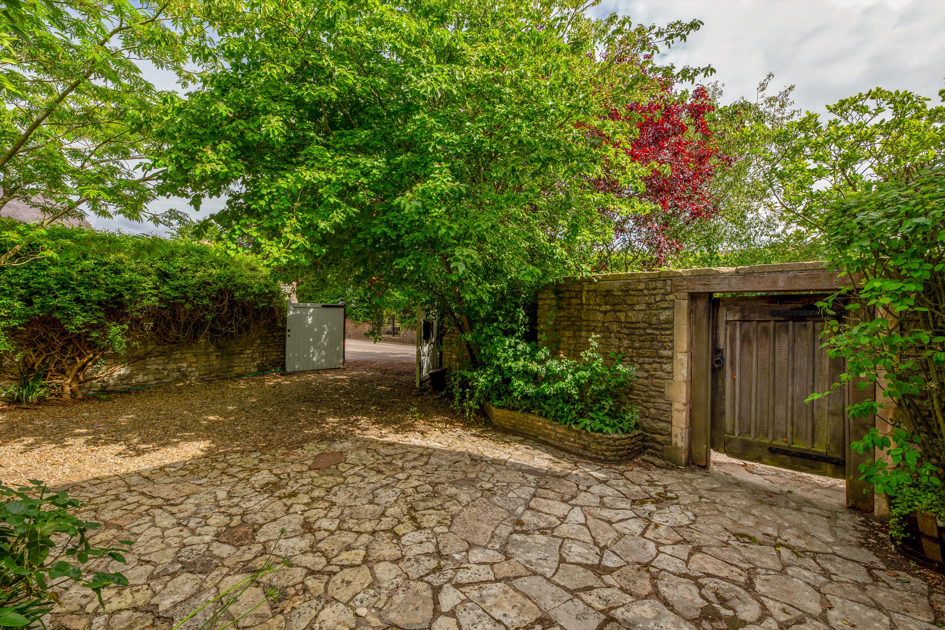 Burnett, Keynsham, Near Bath, BS31