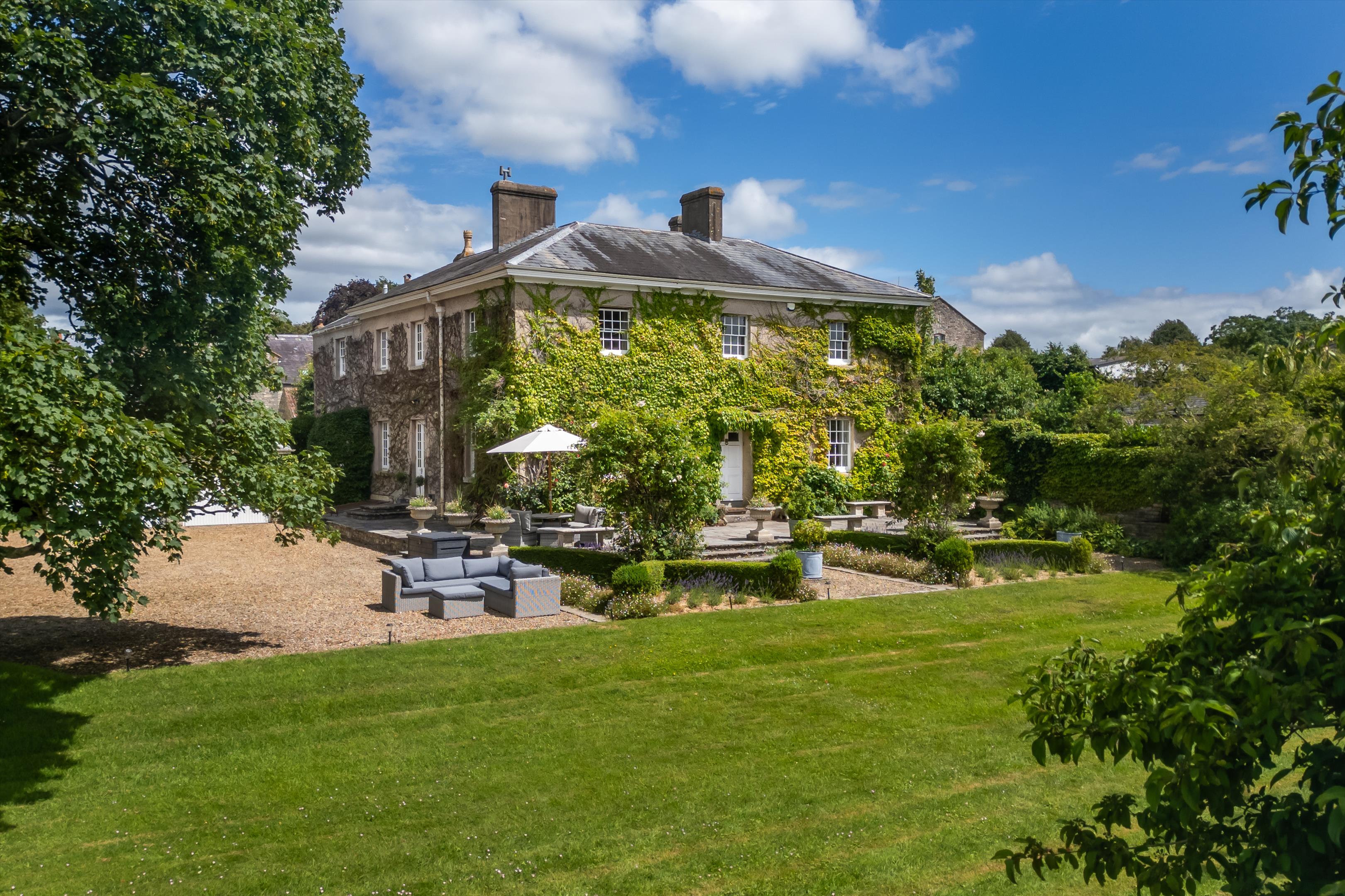 Burnett, Keynsham, Near Bath, BS31
