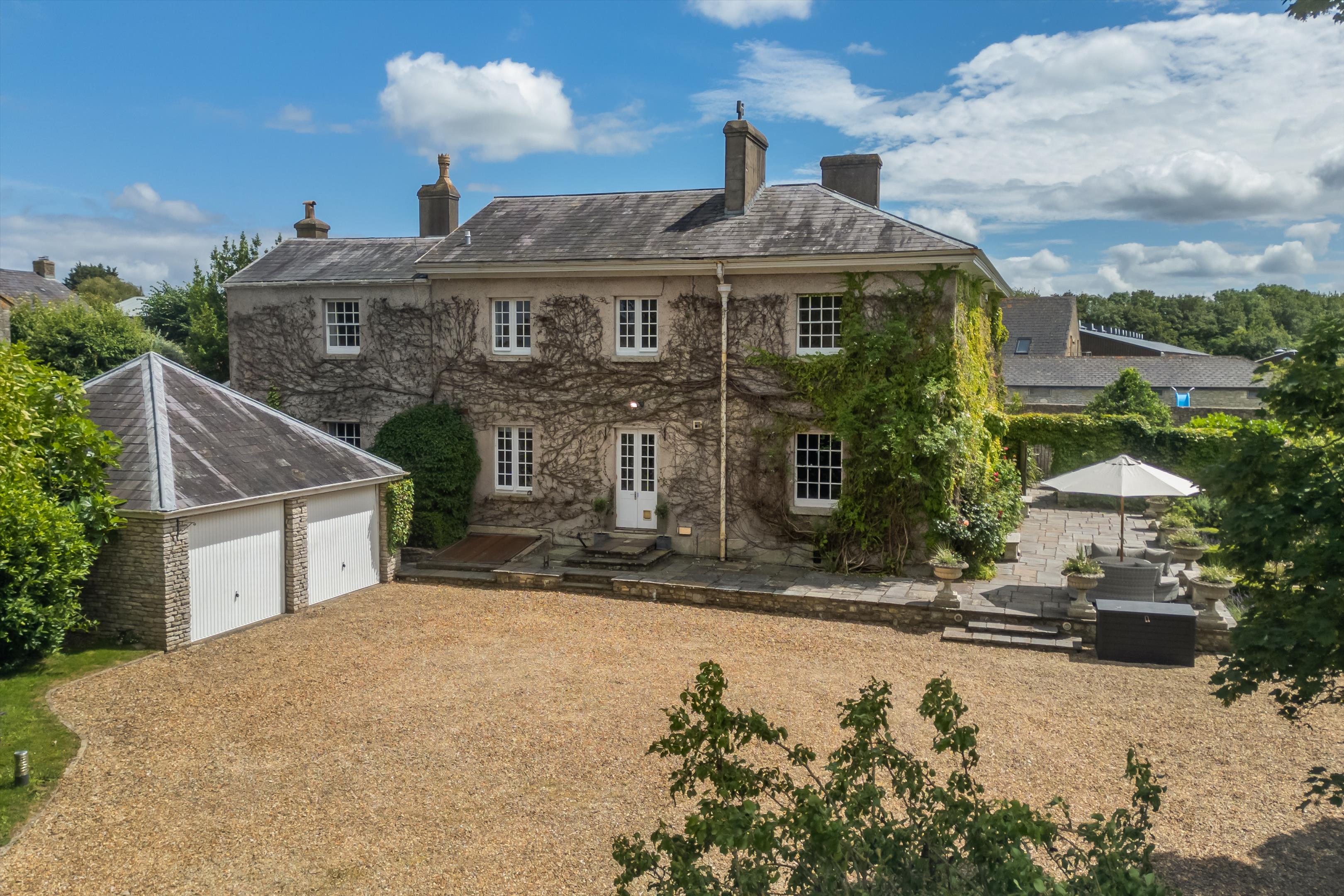 Burnett, Keynsham, Near Bath, BS31