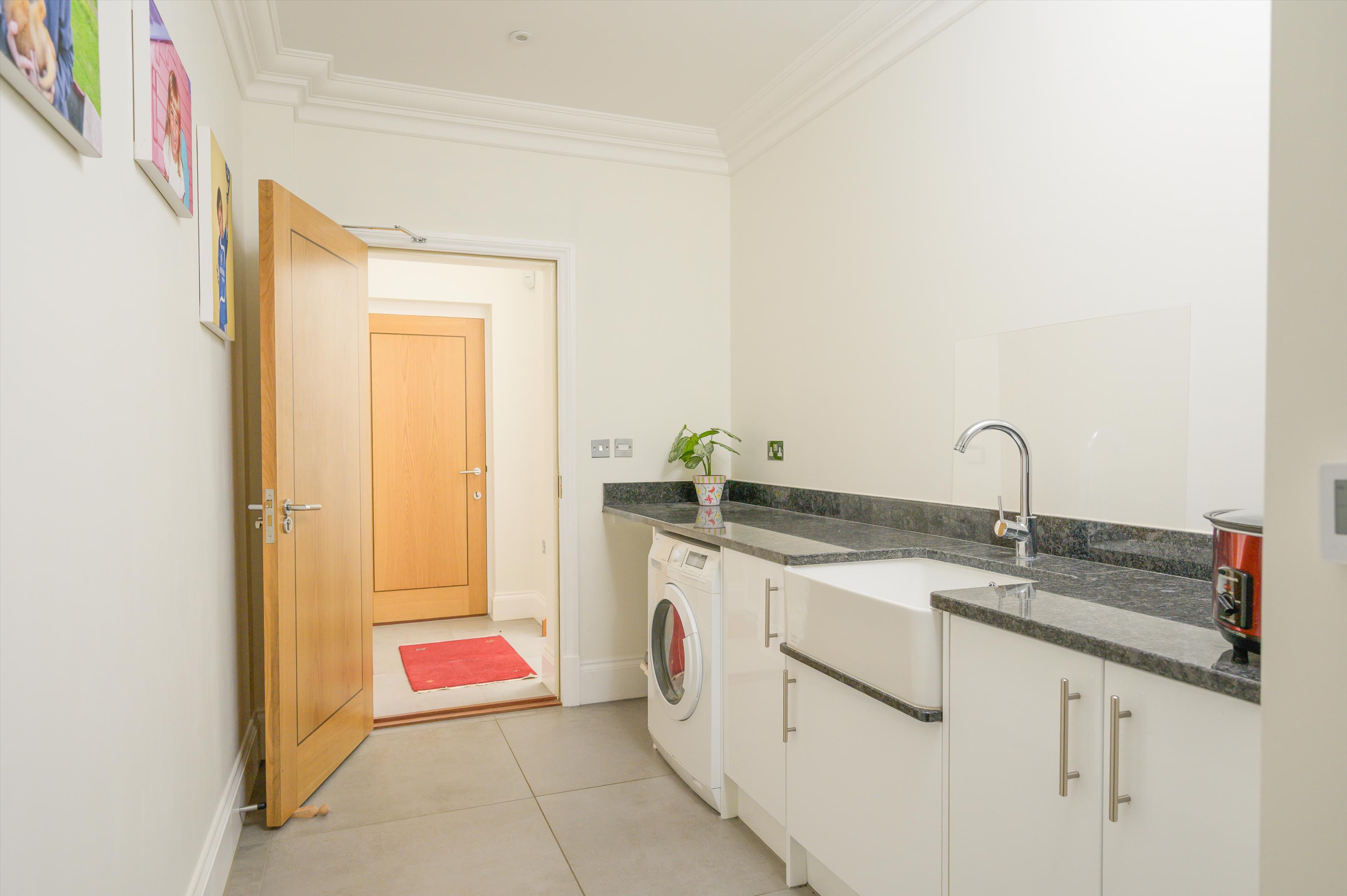 Vicarage Lane, Norton St. Philip, Bath, Somerset BA2