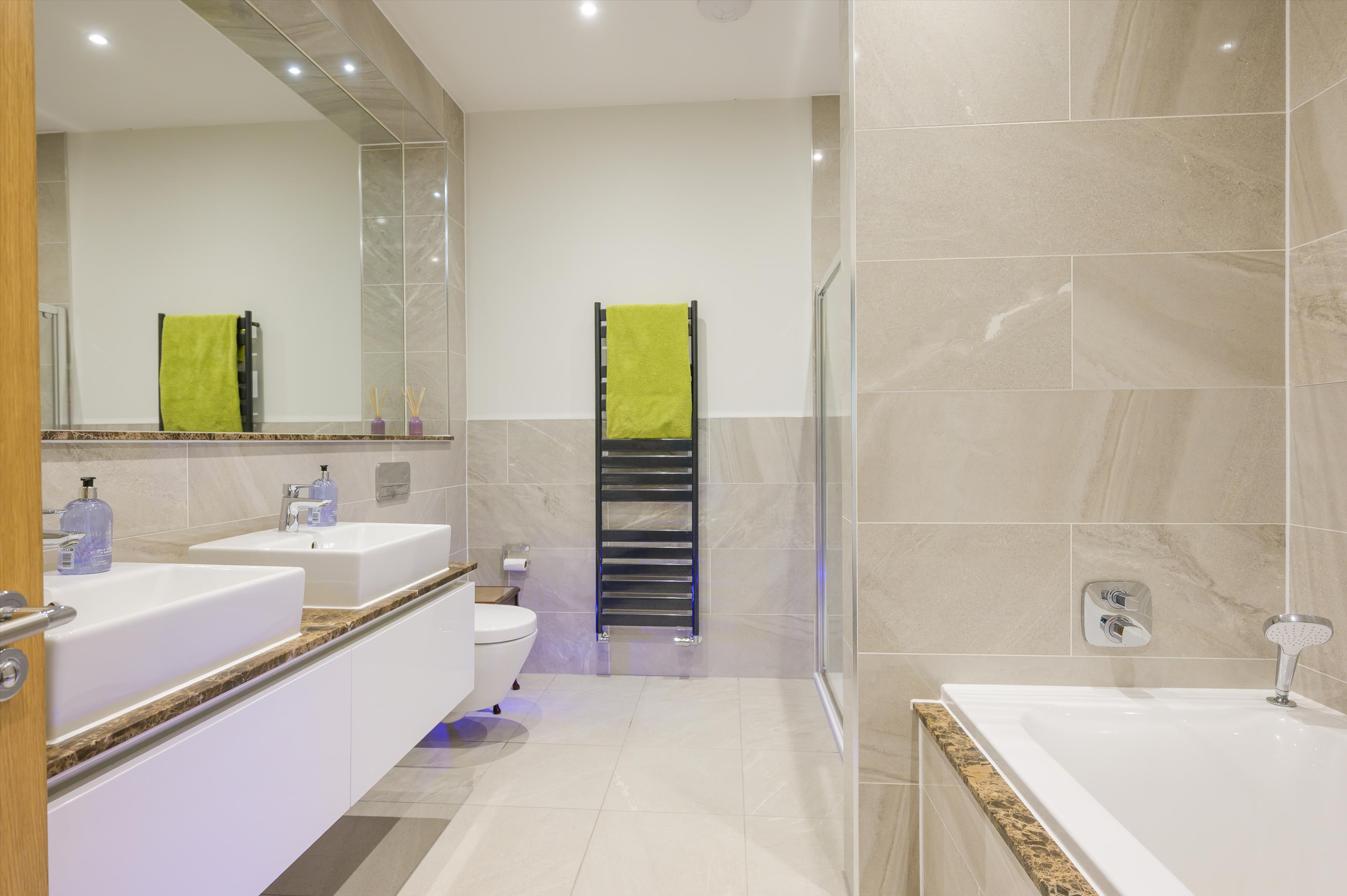 Vicarage Lane, Norton St. Philip, Bath, Somerset BA2
