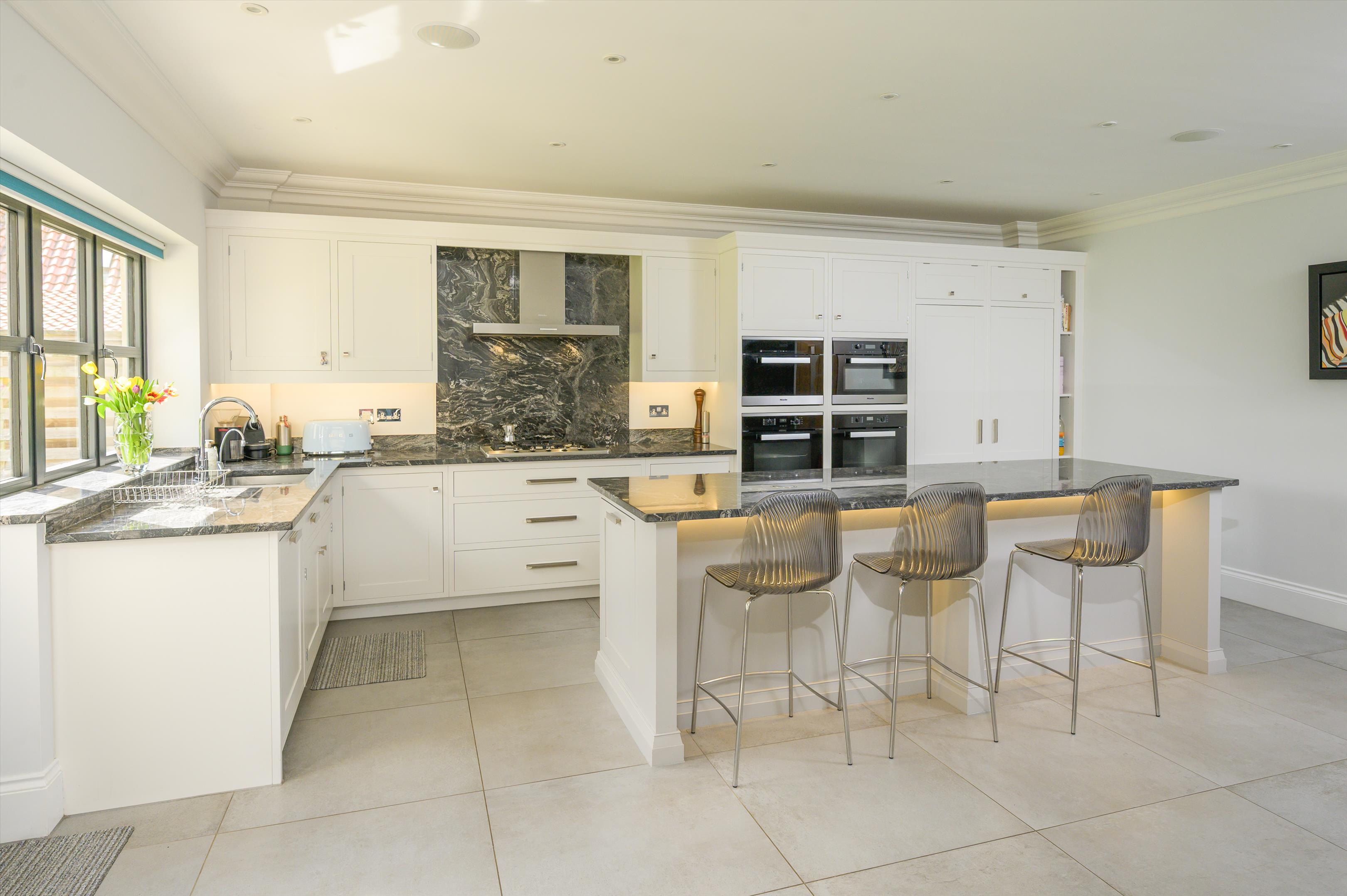 Vicarage Lane, Norton St. Philip, Bath, Somerset BA2
