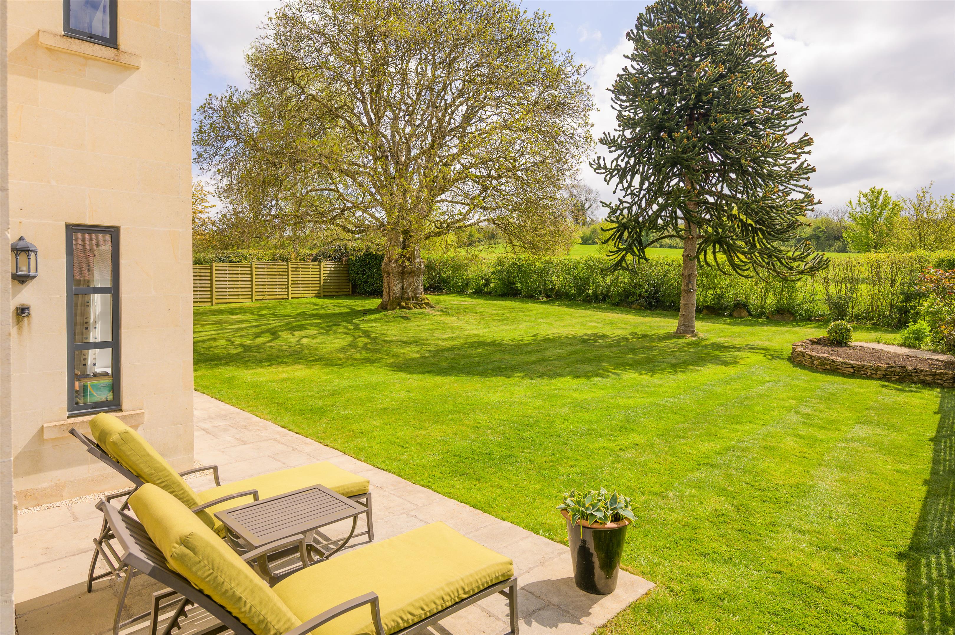 Vicarage Lane, Norton St. Philip, Bath, Somerset BA2