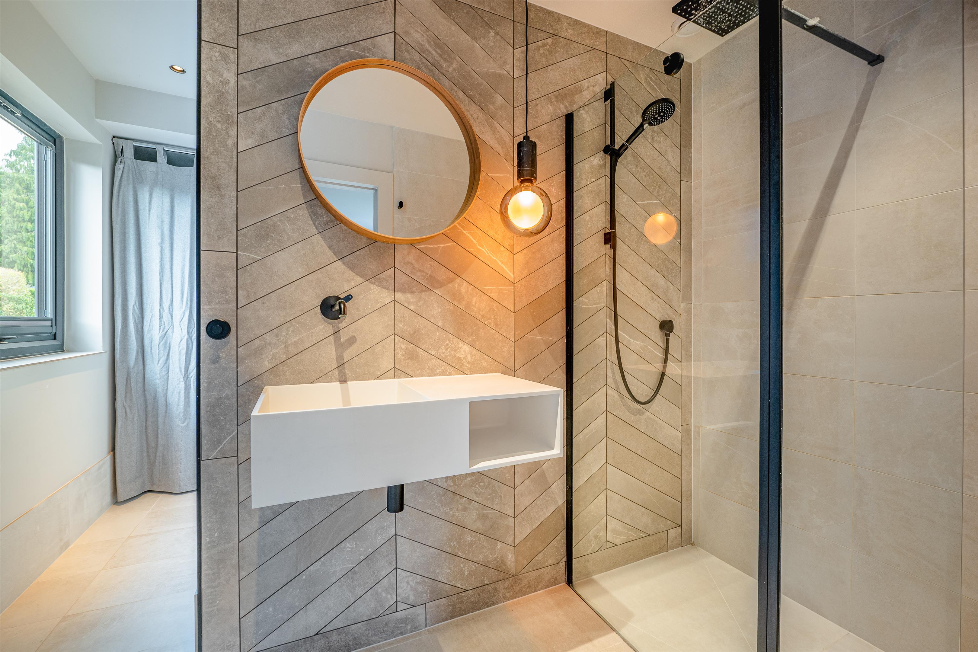 Van Diemens Lane, Bath, Somerset BA1