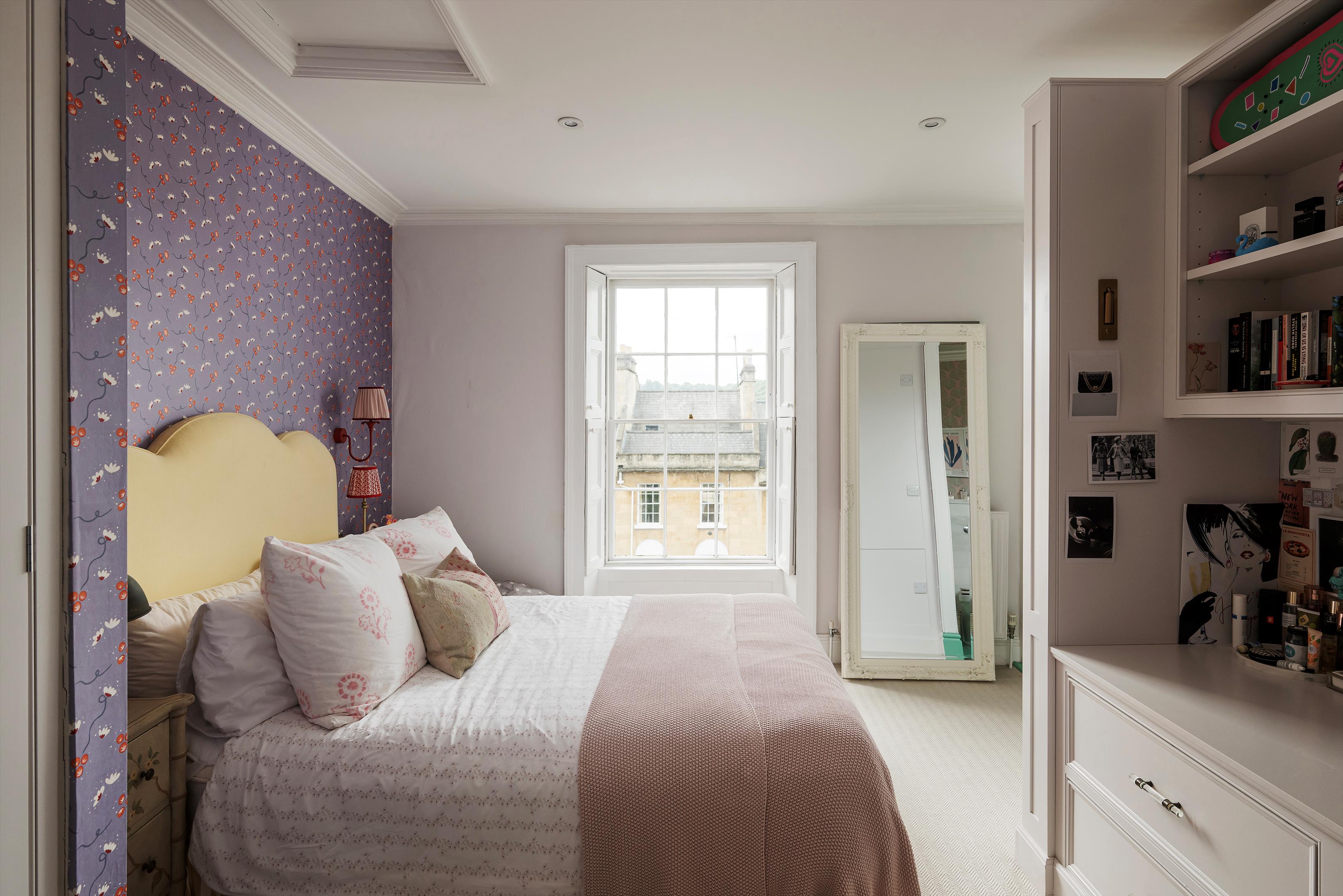 Dunsford Place, Bath, Somerset BA2