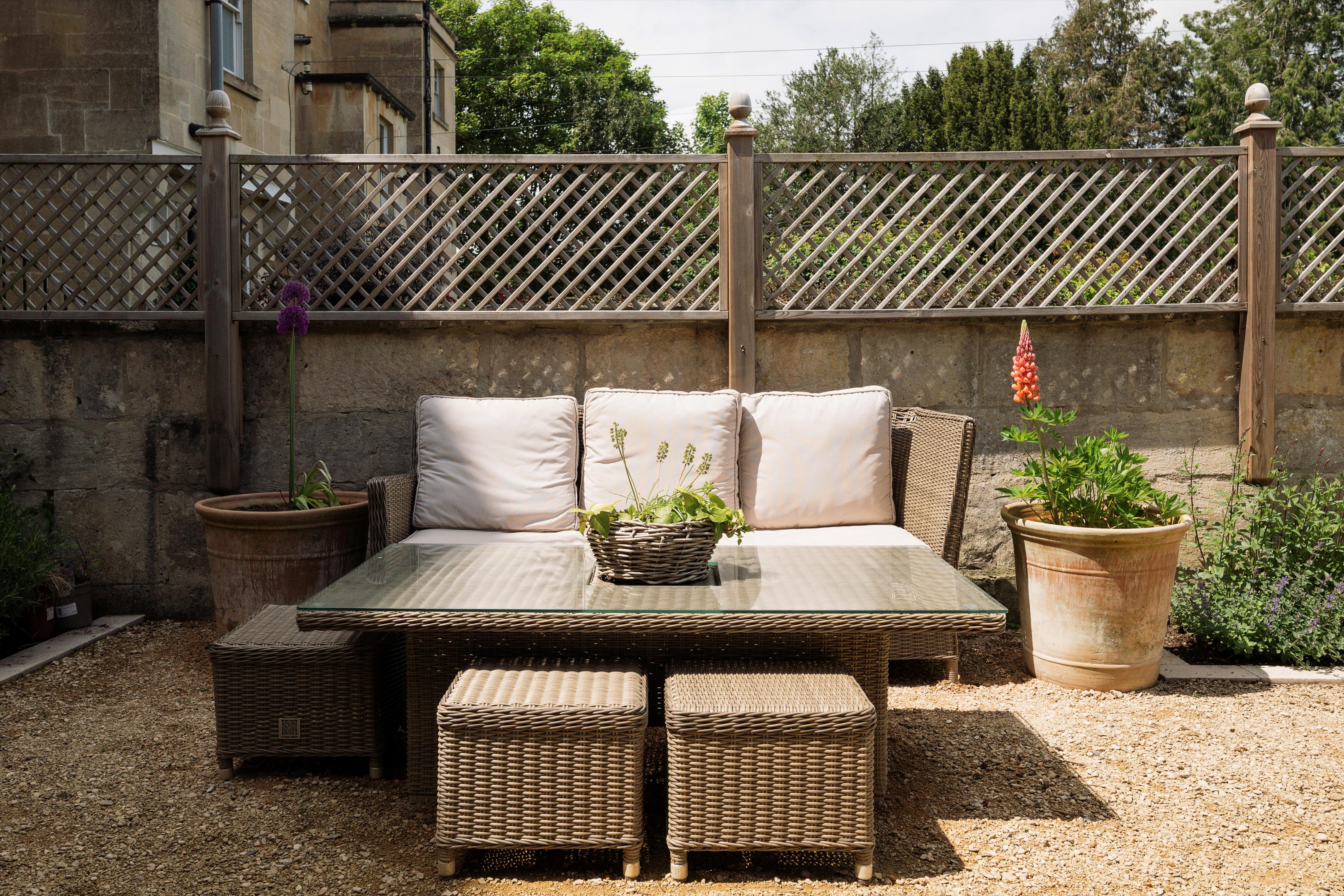 Dunsford Place, Bath, Somerset BA2