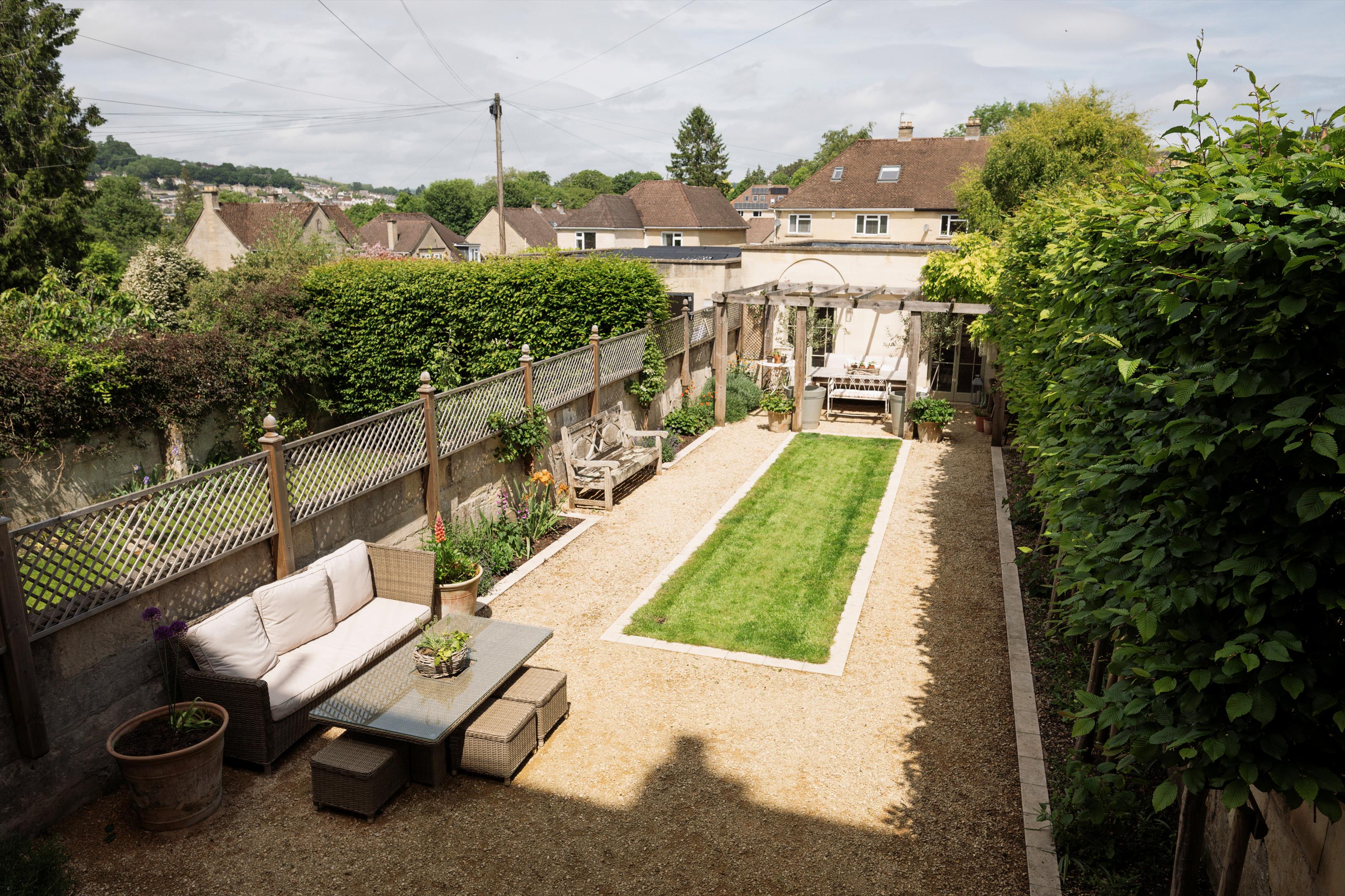 Dunsford Place, Bath, Somerset BA2