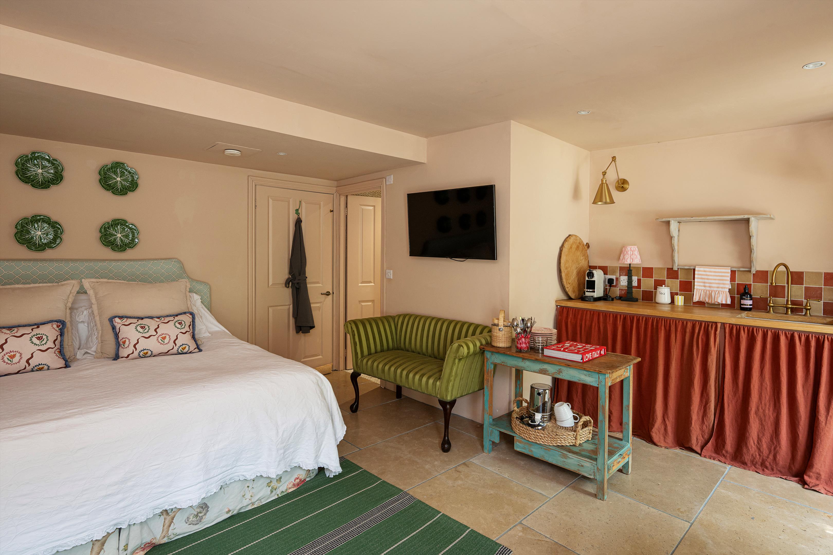 Dunsford Place, Bath, Somerset BA2