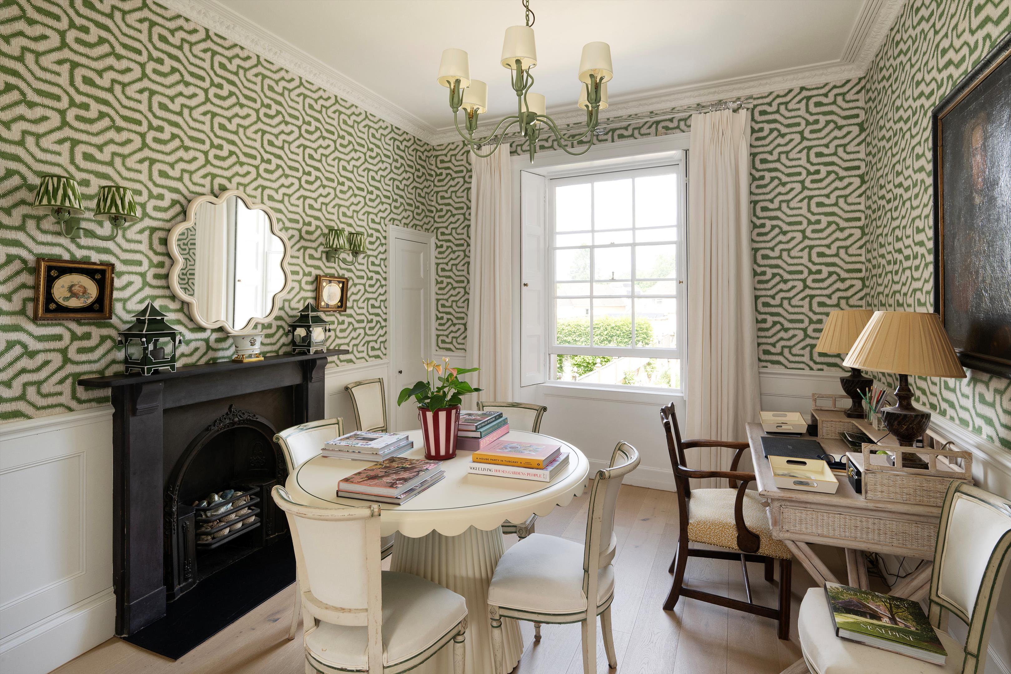Dunsford Place, Bath, Somerset BA2
