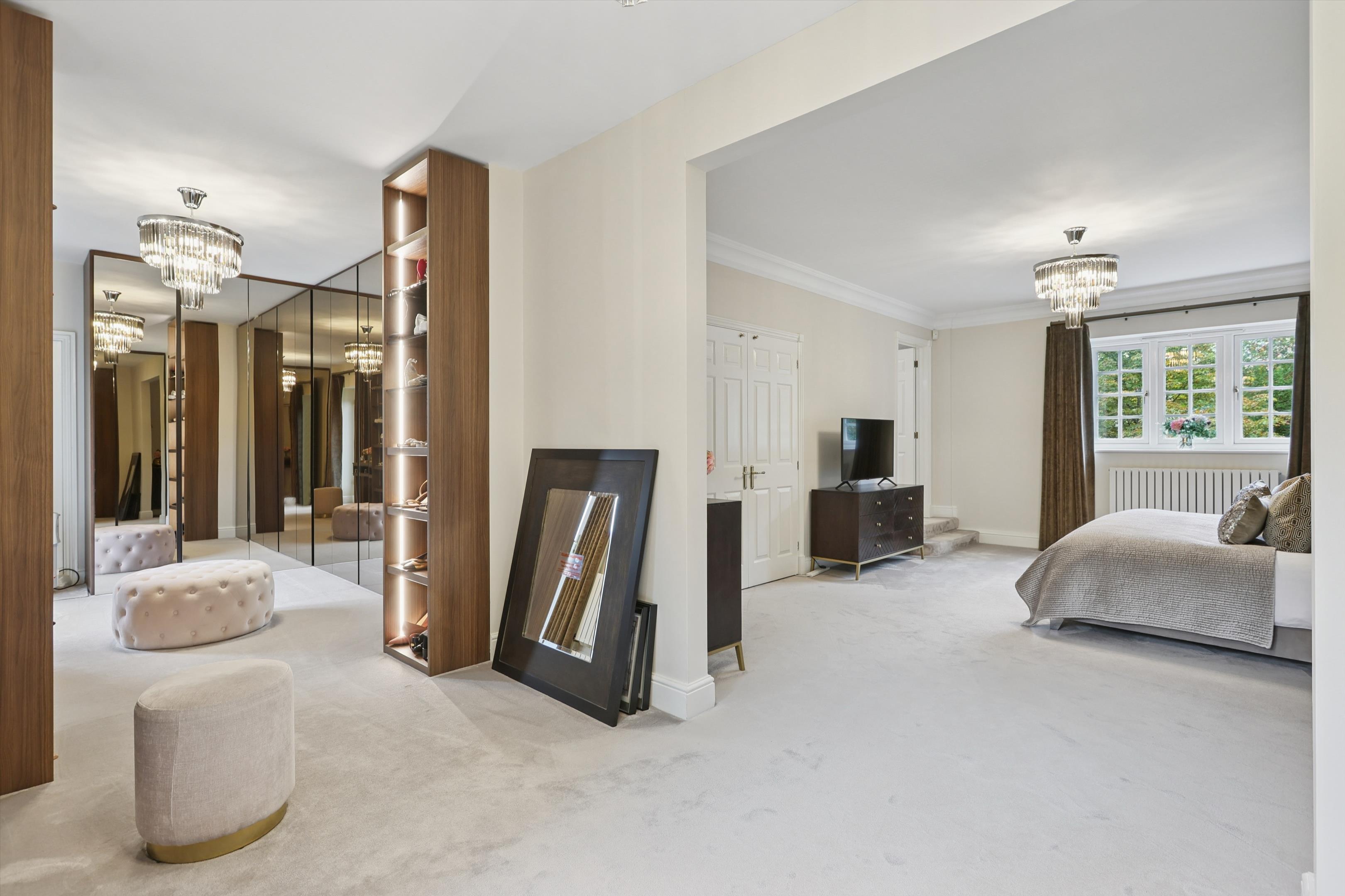 Percival Close, Oxshott, Surrey KT22