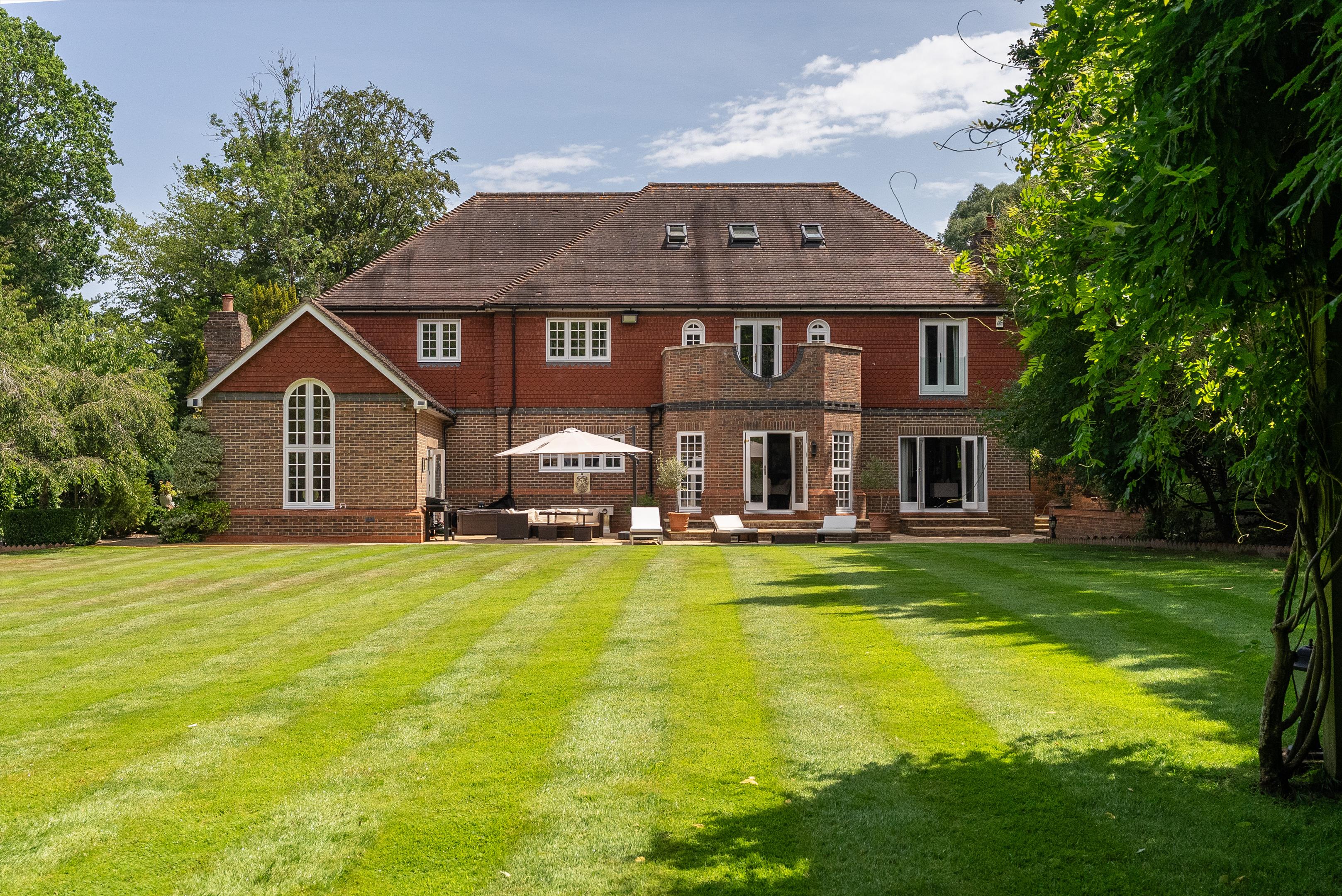 Percival Close, Oxshott, Surrey KT22