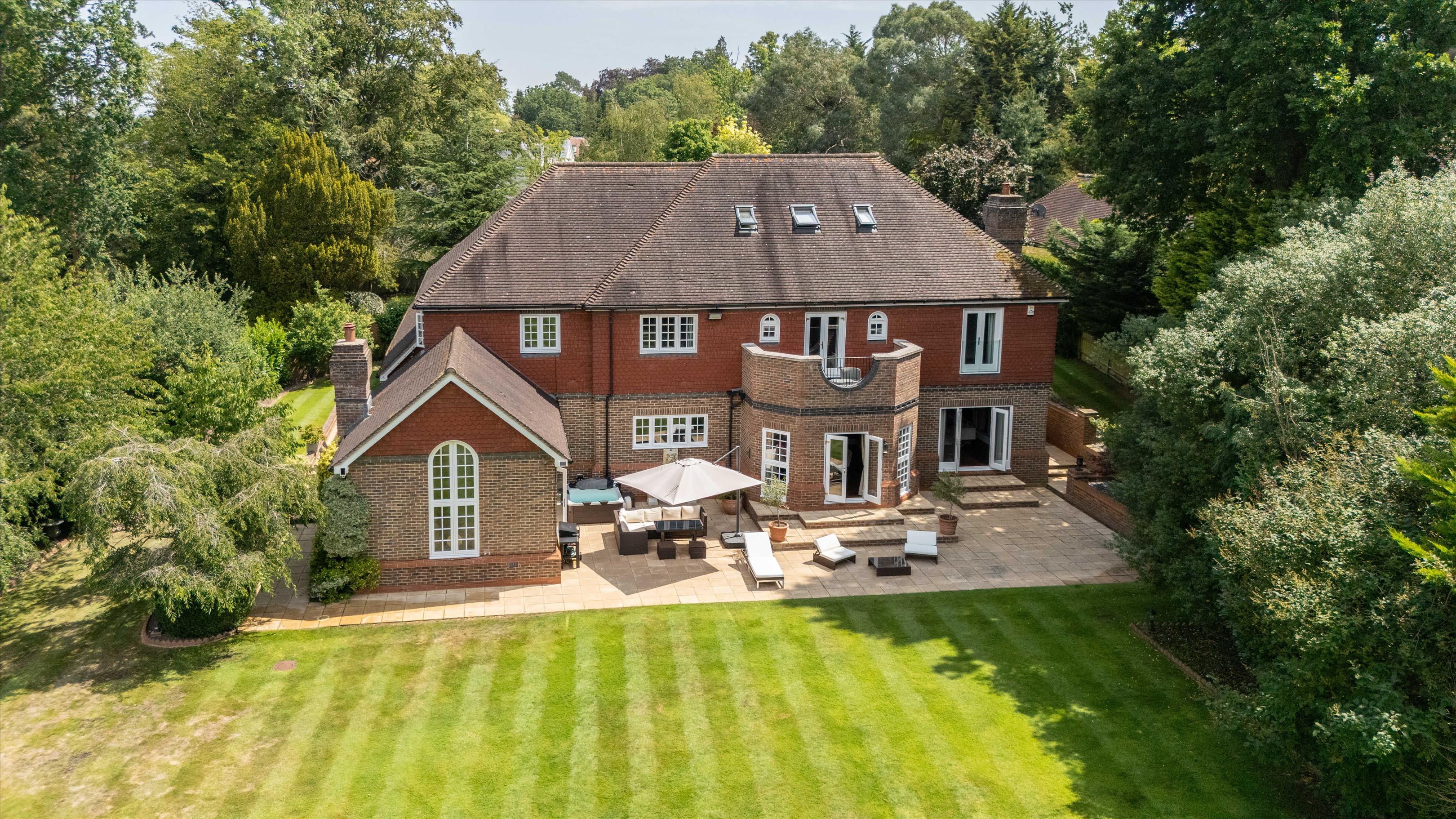 Percival Close, Oxshott, Surrey KT22