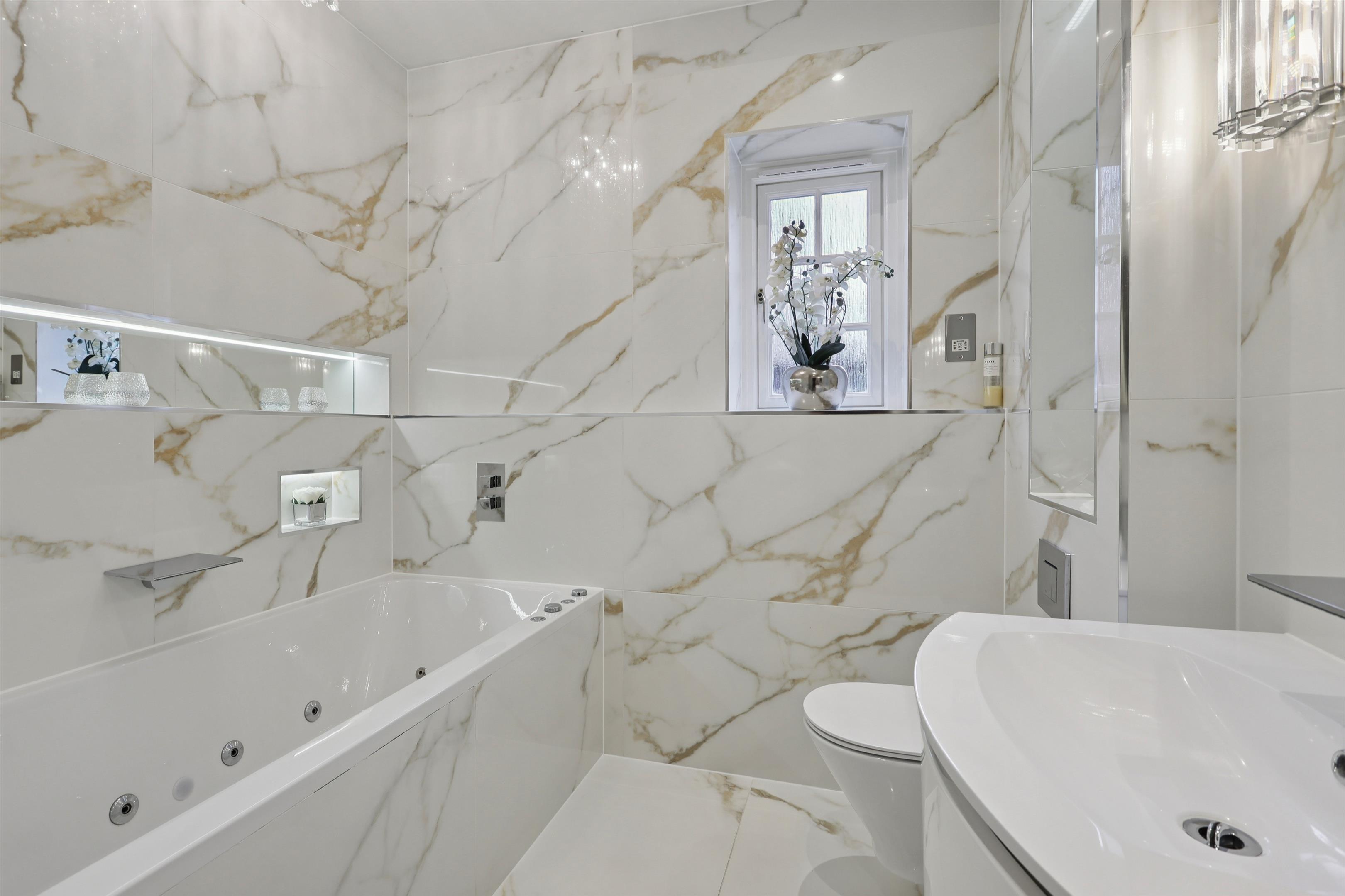 Percival Close, Oxshott, Surrey KT22