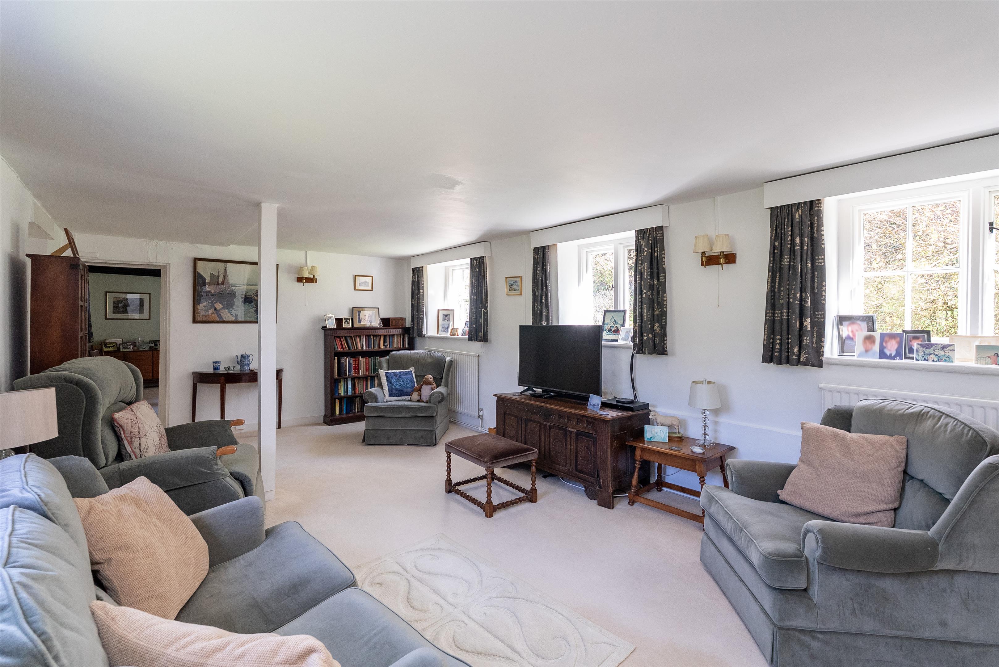 Dog Kennel Green, Ranmore Common, Dorking, Surrey RH5