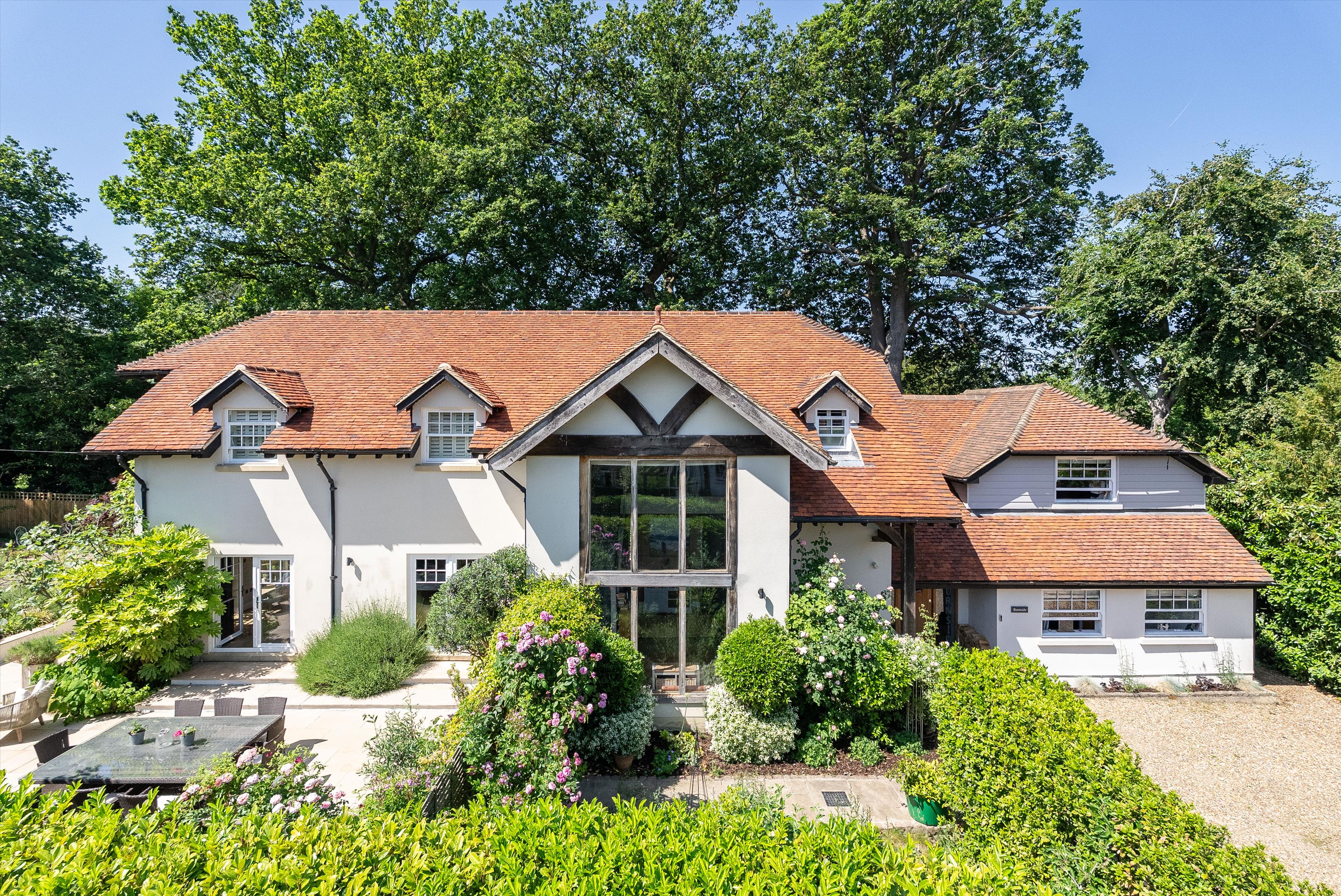 Heath View, East Horsley, Leatherhead, Surrey KT24