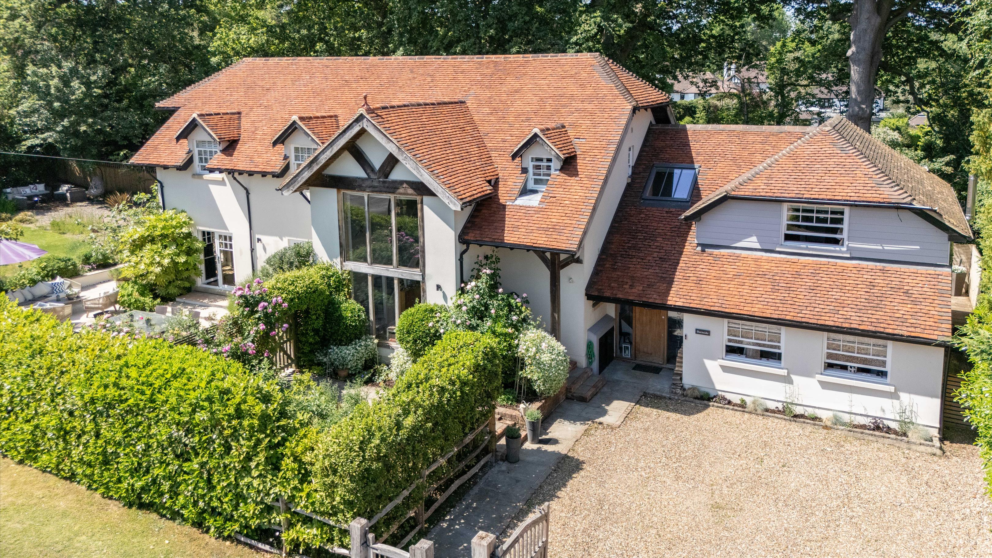 Heath View, East Horsley, Leatherhead, Surrey KT24