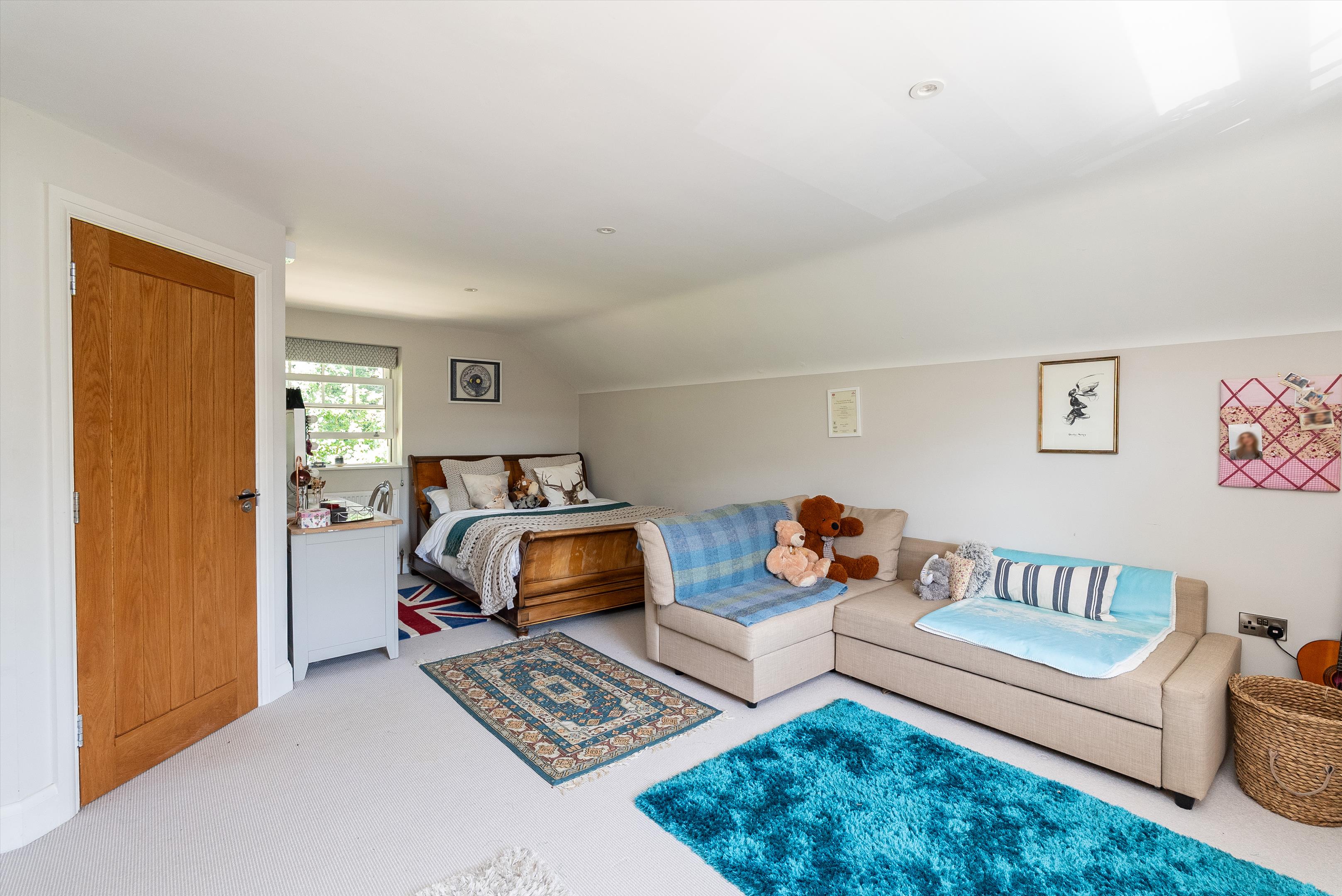 Heath View, East Horsley, Leatherhead, Surrey KT24