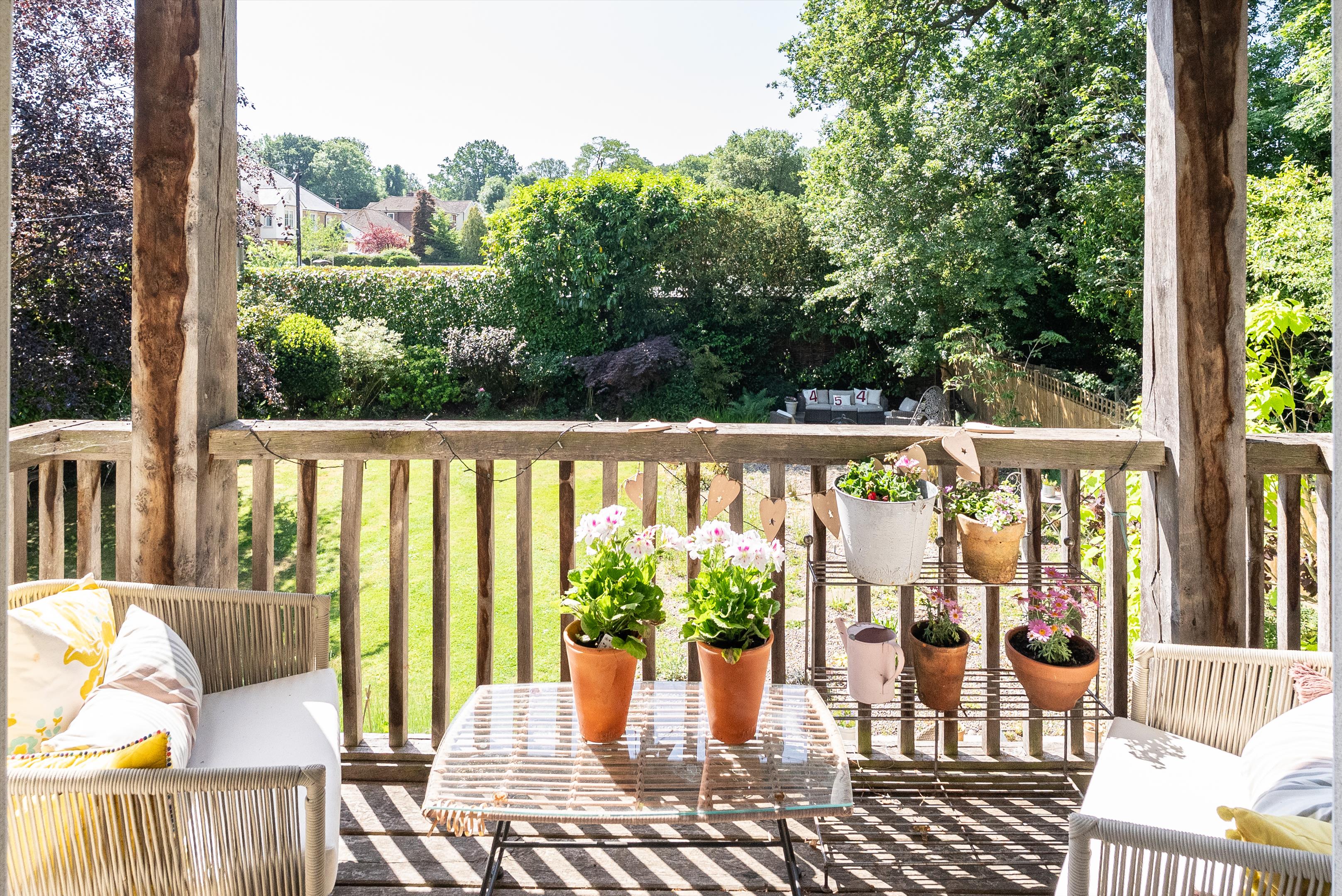 Heath View, East Horsley, Leatherhead, Surrey KT24