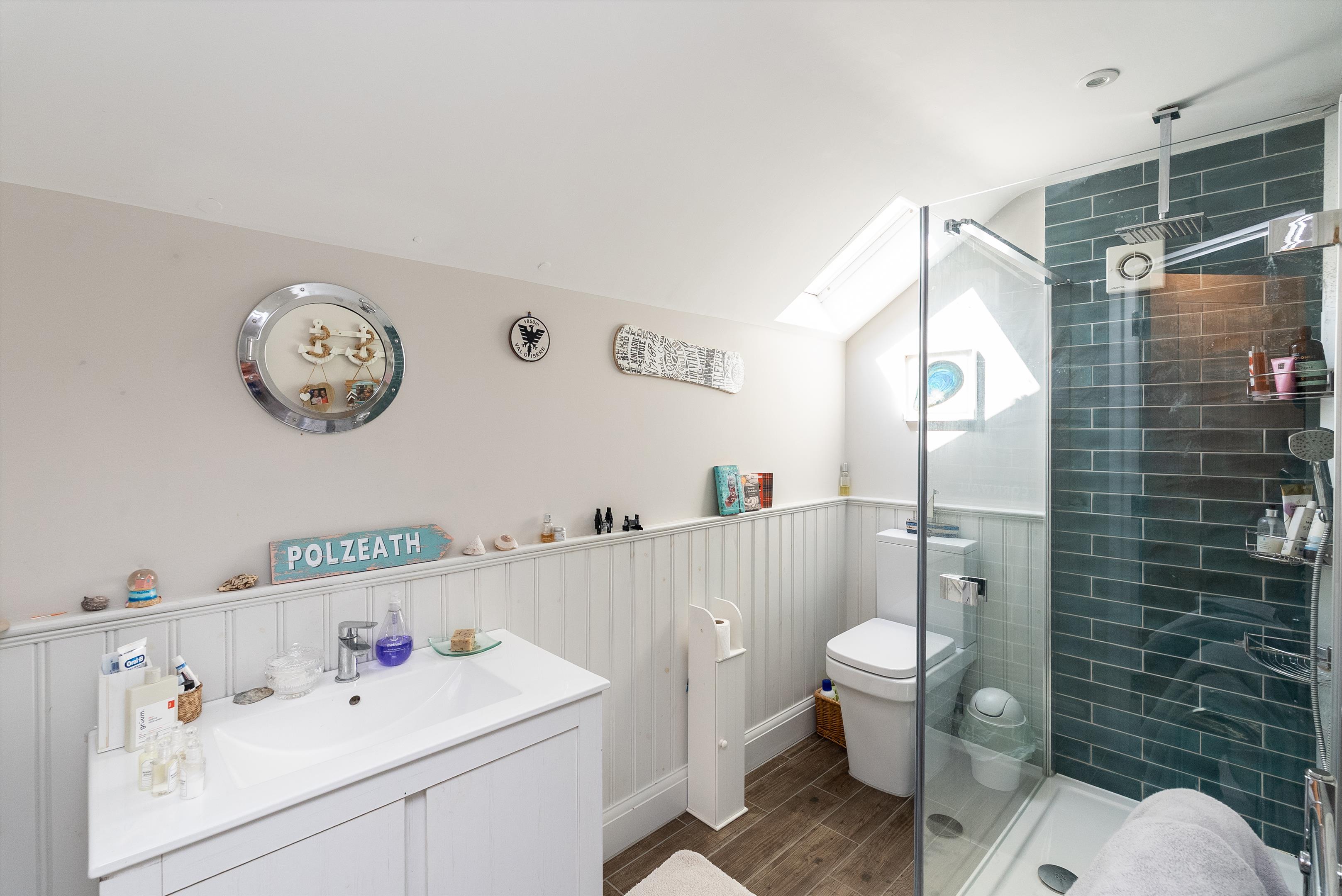 Heath View, East Horsley, Leatherhead, Surrey KT24