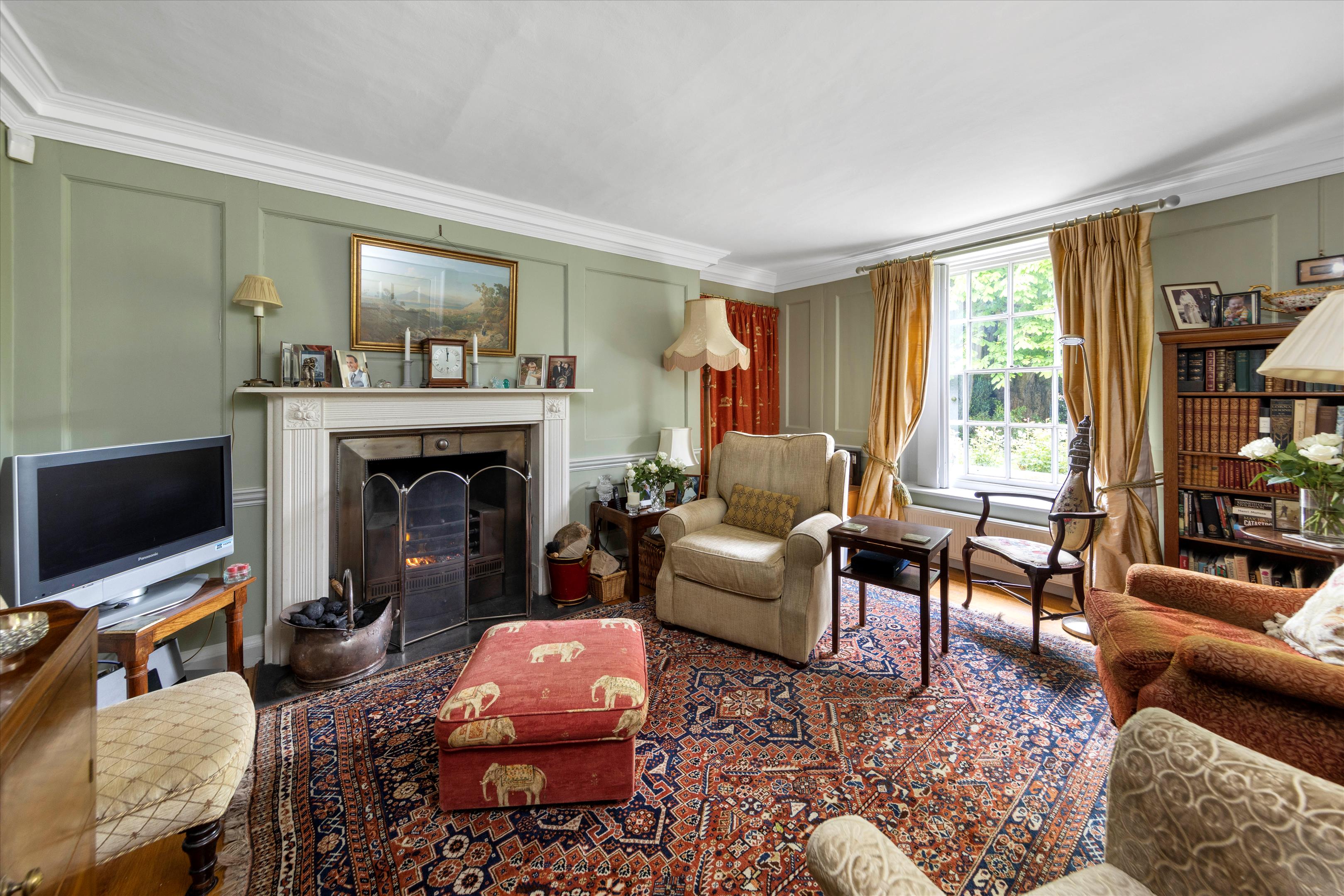 Mill Road, Cobham, Surrey, KT11