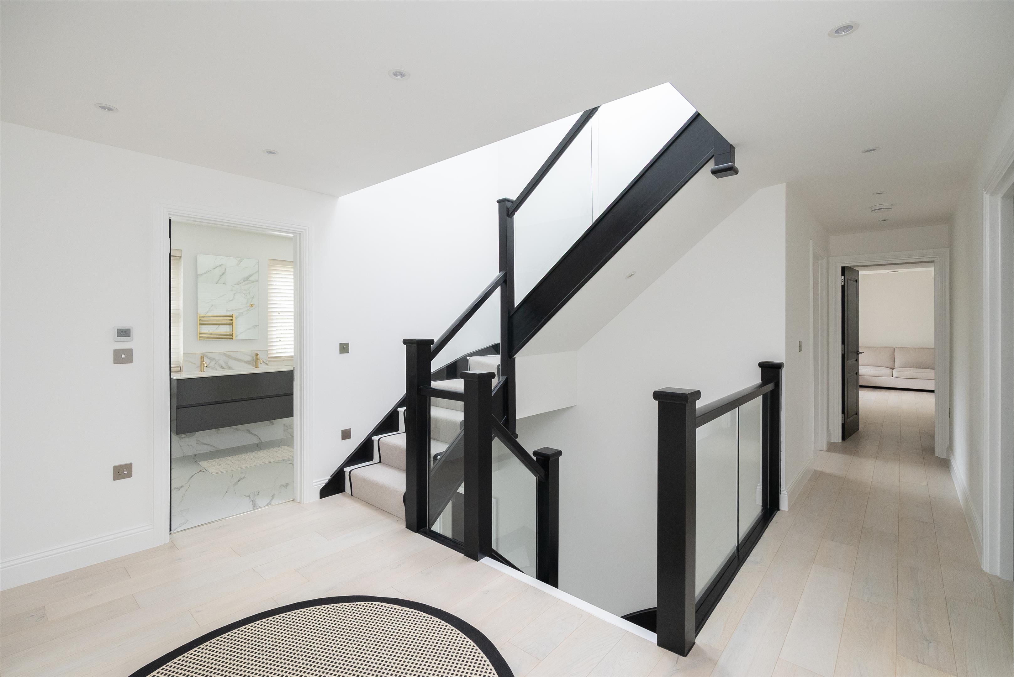Heath View, East Horsley, Leatherhead, Surrey, KT24.