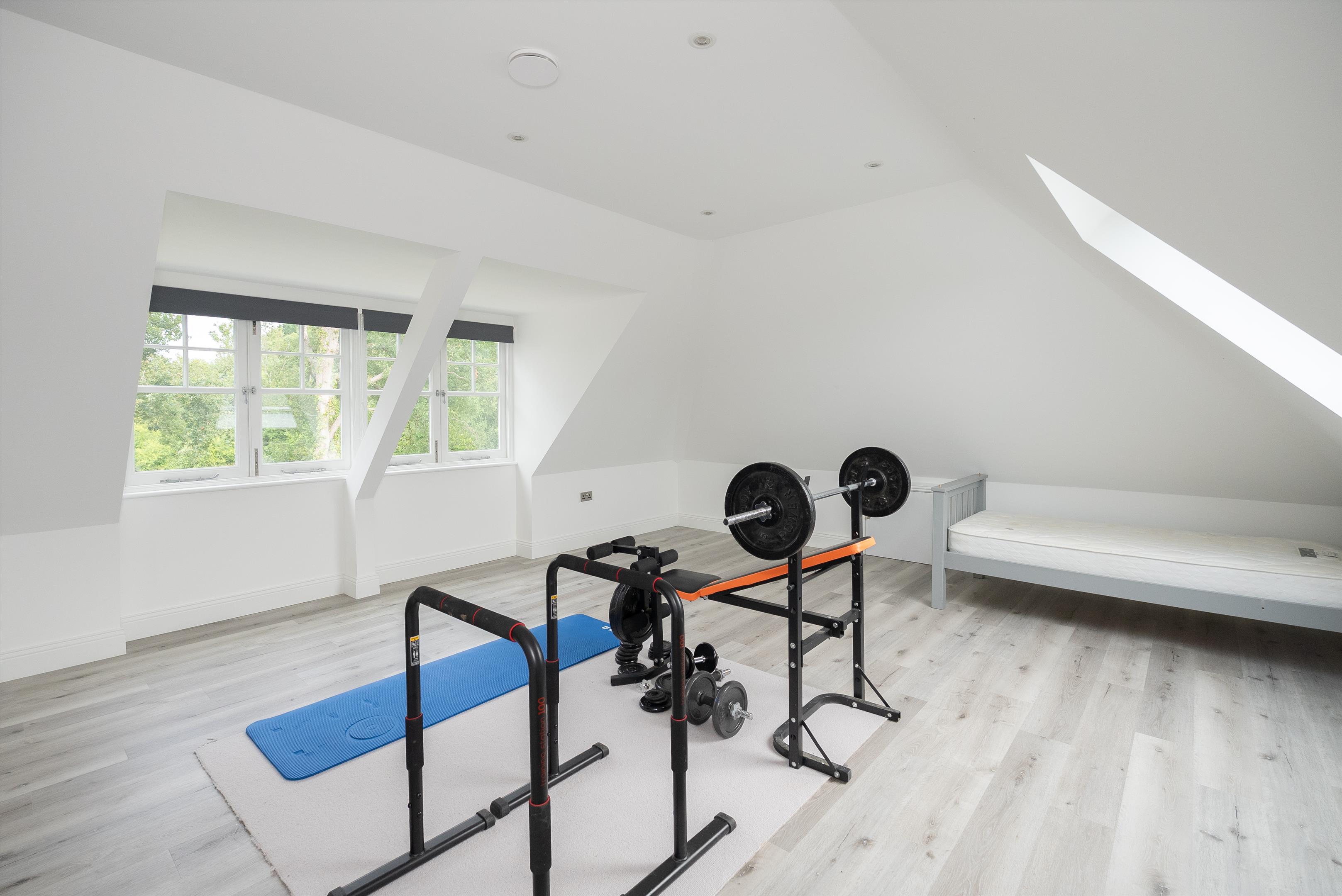 Heath View, East Horsley, Leatherhead, Surrey, KT24.