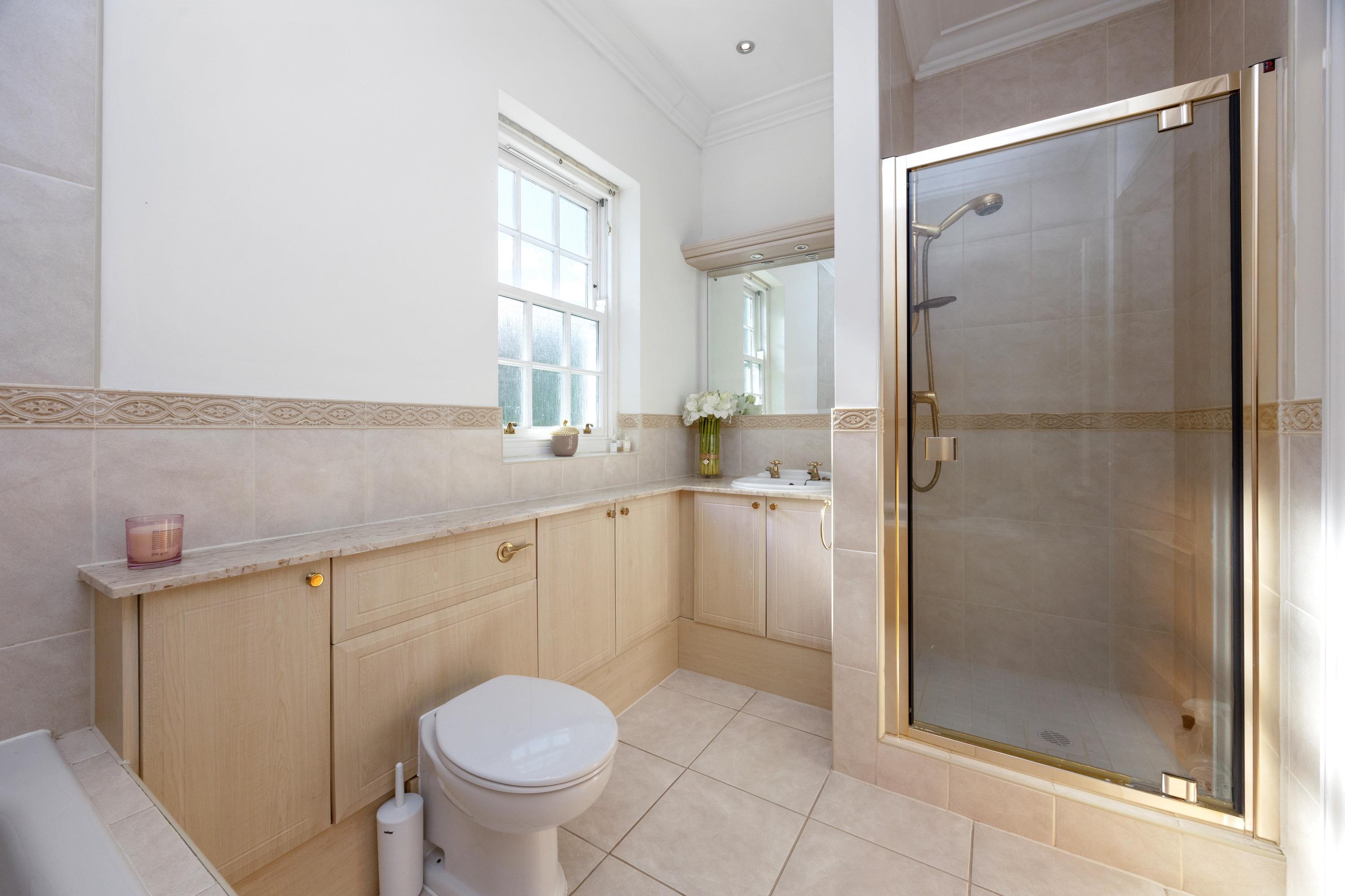Pachesham Park, Leatherhead, Surrey, KT22