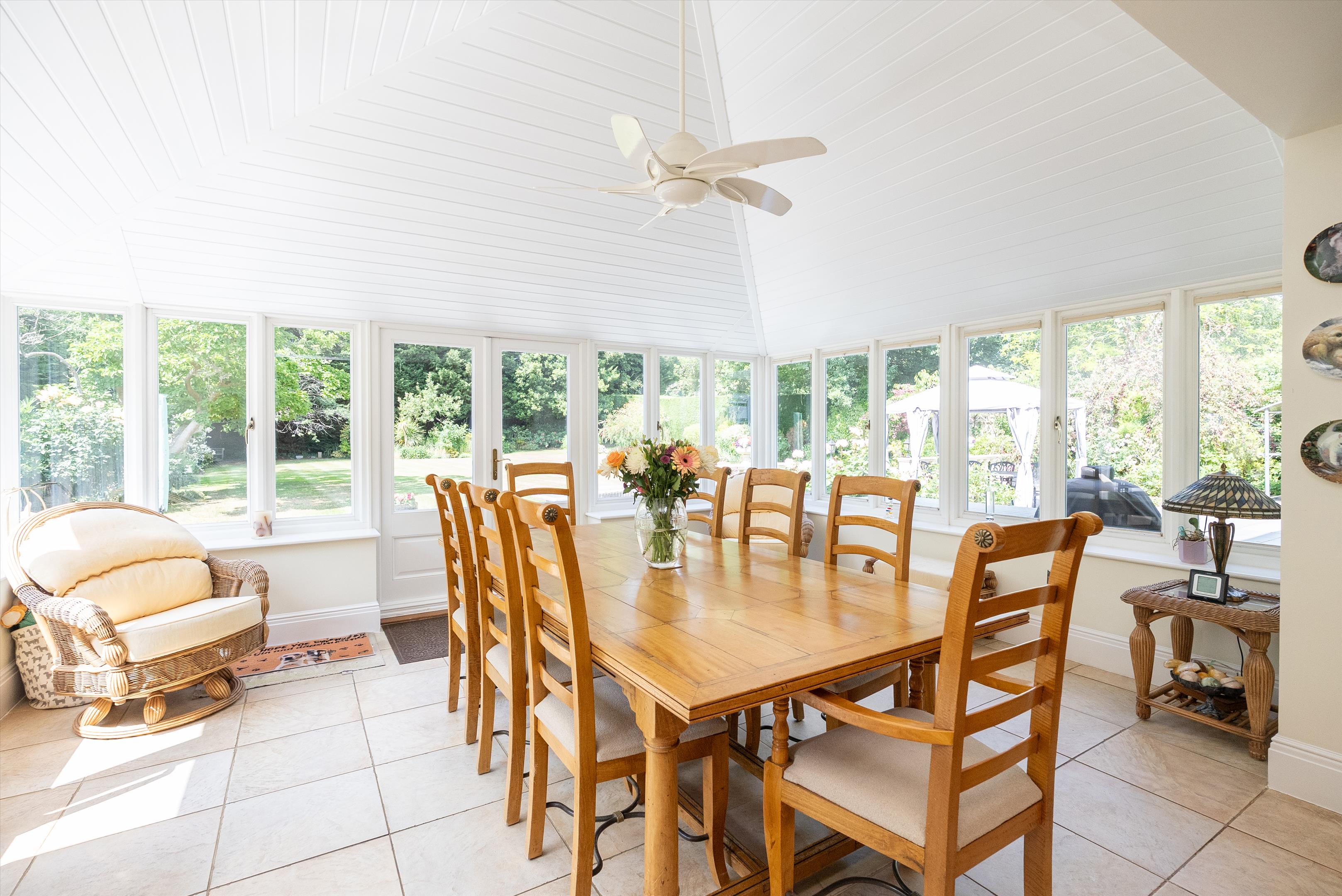Fairoak Lane, Oxshott, Leatherhead, Surrey, KT22