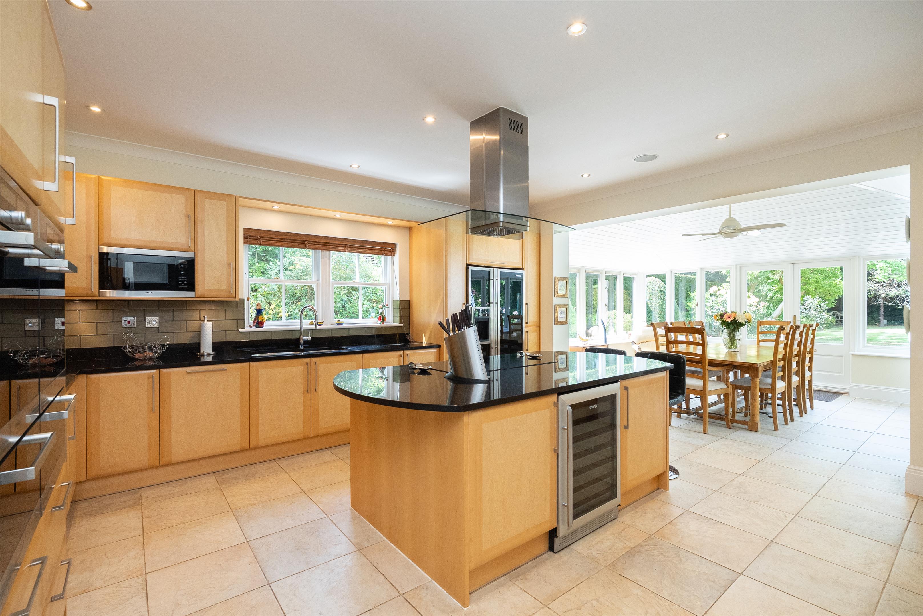 Fairoak Lane, Oxshott, Leatherhead, Surrey, KT22