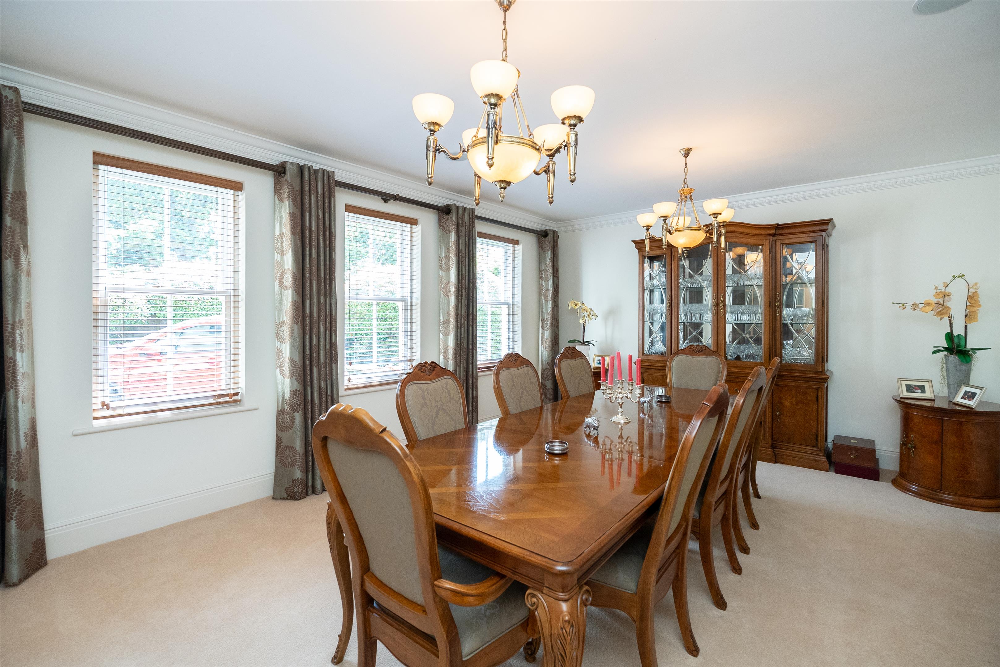 Fairoak Lane, Oxshott, Leatherhead, Surrey, KT22