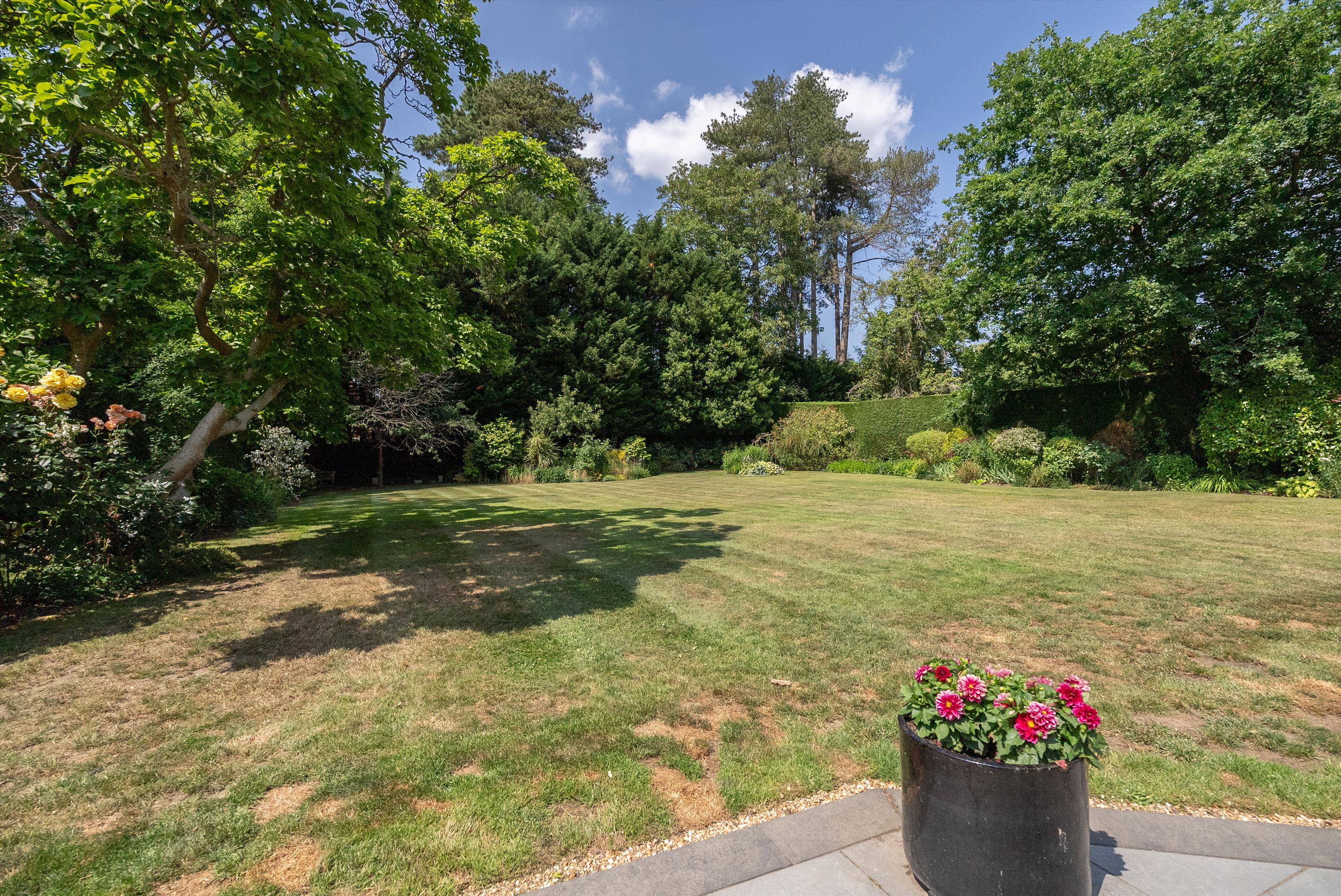 Fairoak Lane, Oxshott, Leatherhead, Surrey, KT22