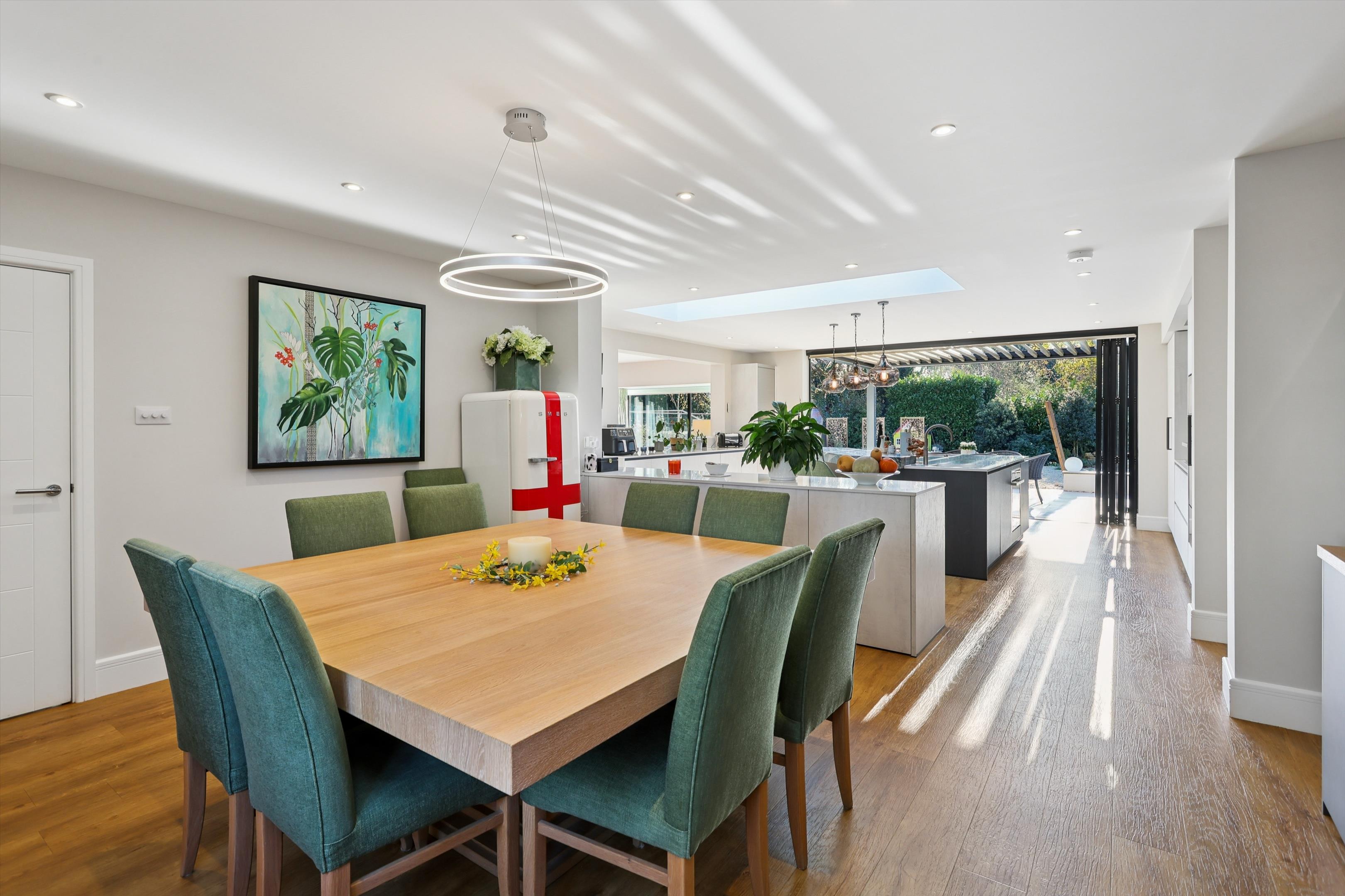 Mizen Way, Cobham, Surrey, KT11