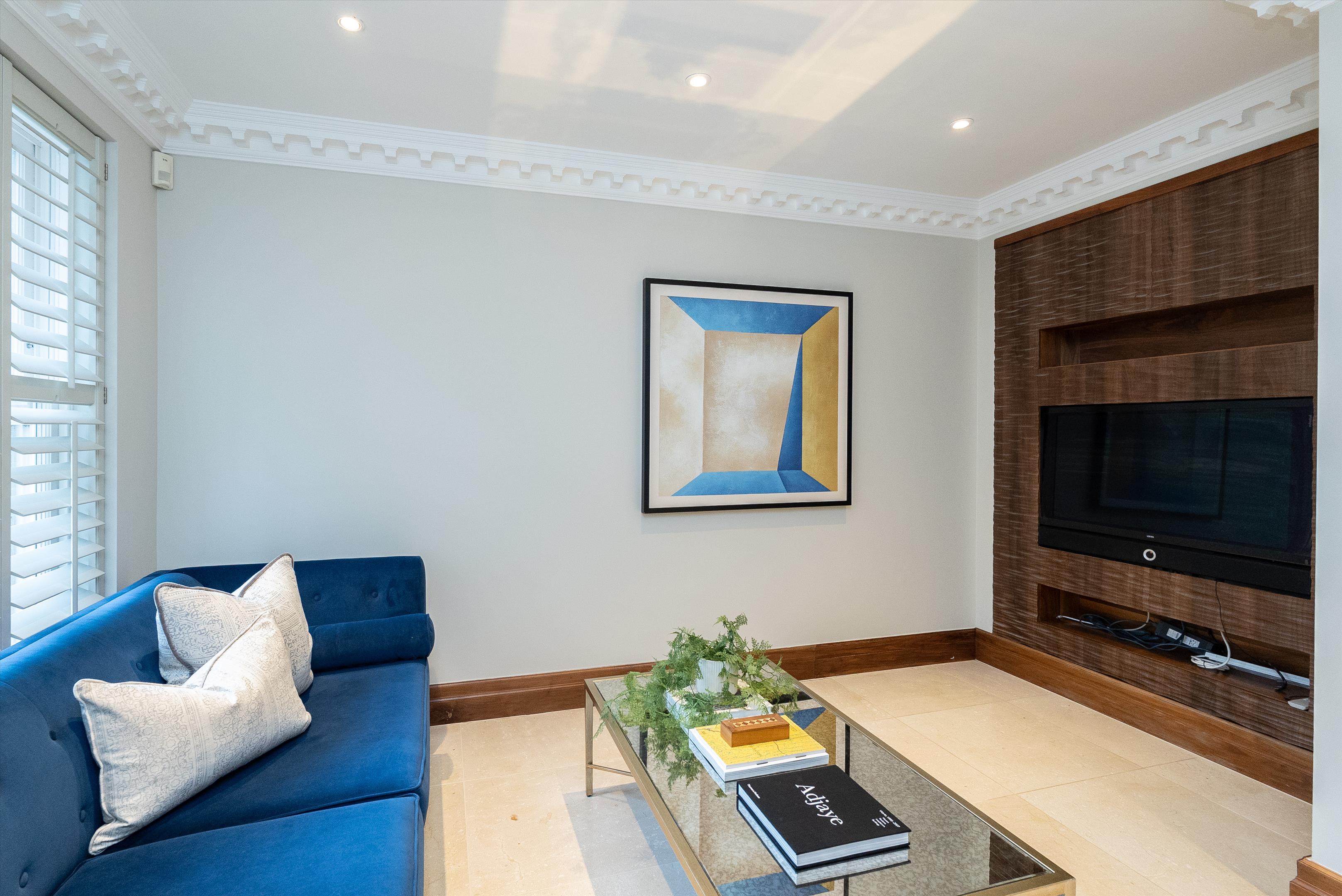 Leys Road, Oxshott, Leatherhead, Surrey, KT22