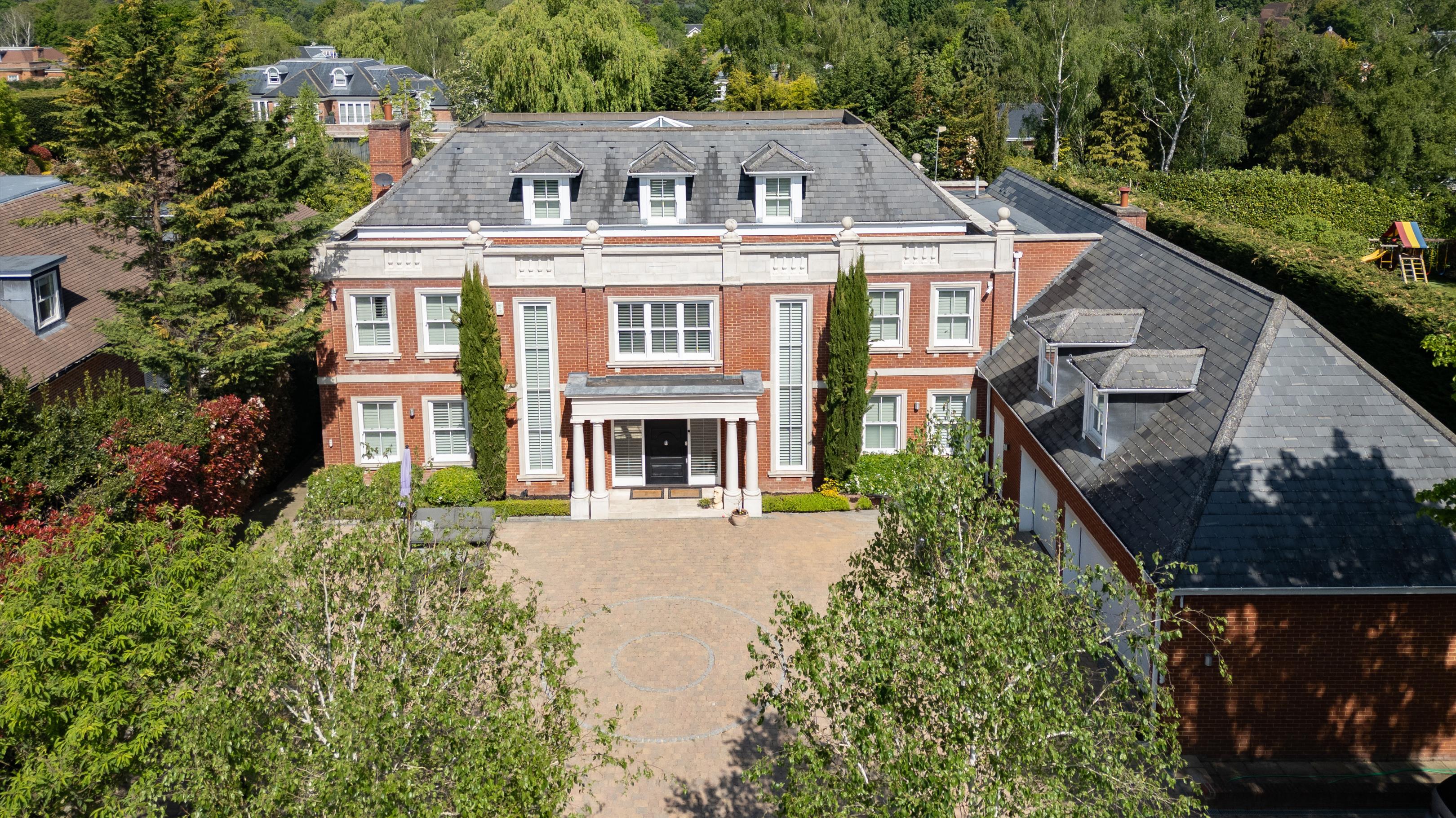 Leys Road, Oxshott, Leatherhead, Surrey, KT22